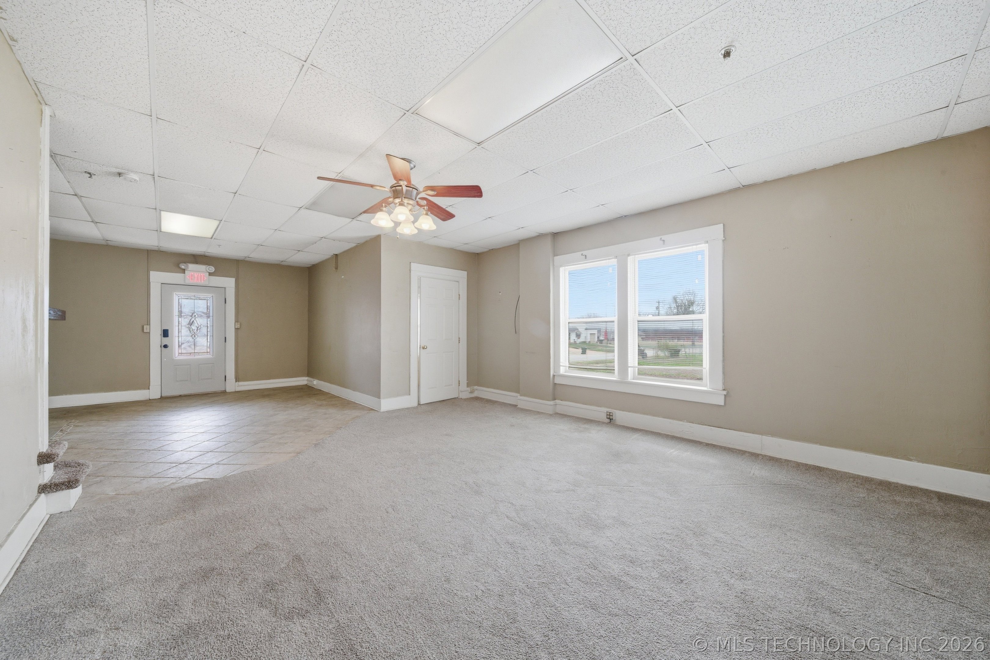 220 S Morton Avenue Property Photo 9