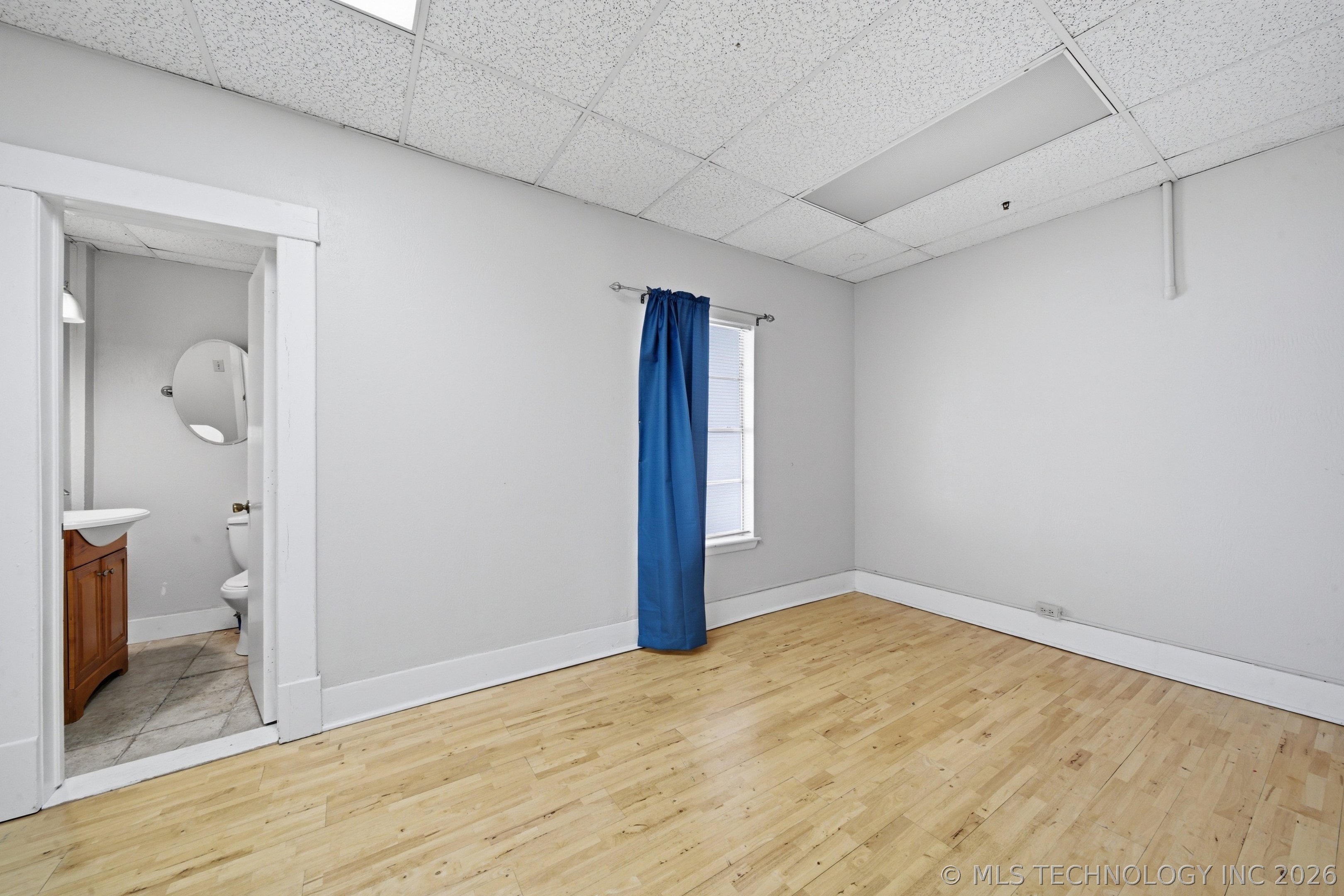 220 S Morton Avenue Property Photo 17