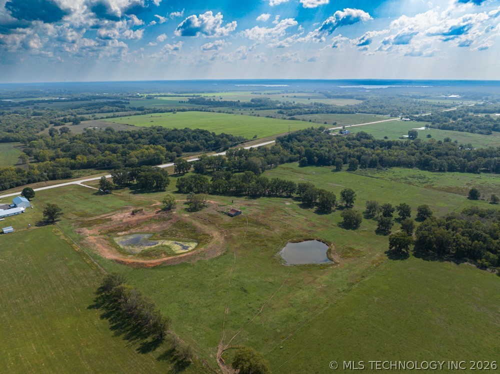 Hwy 82 Property Photo 10
