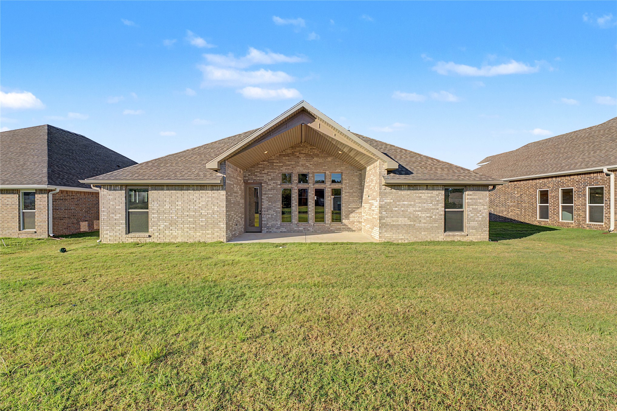 2823 E Liberty Place Property Photo 3