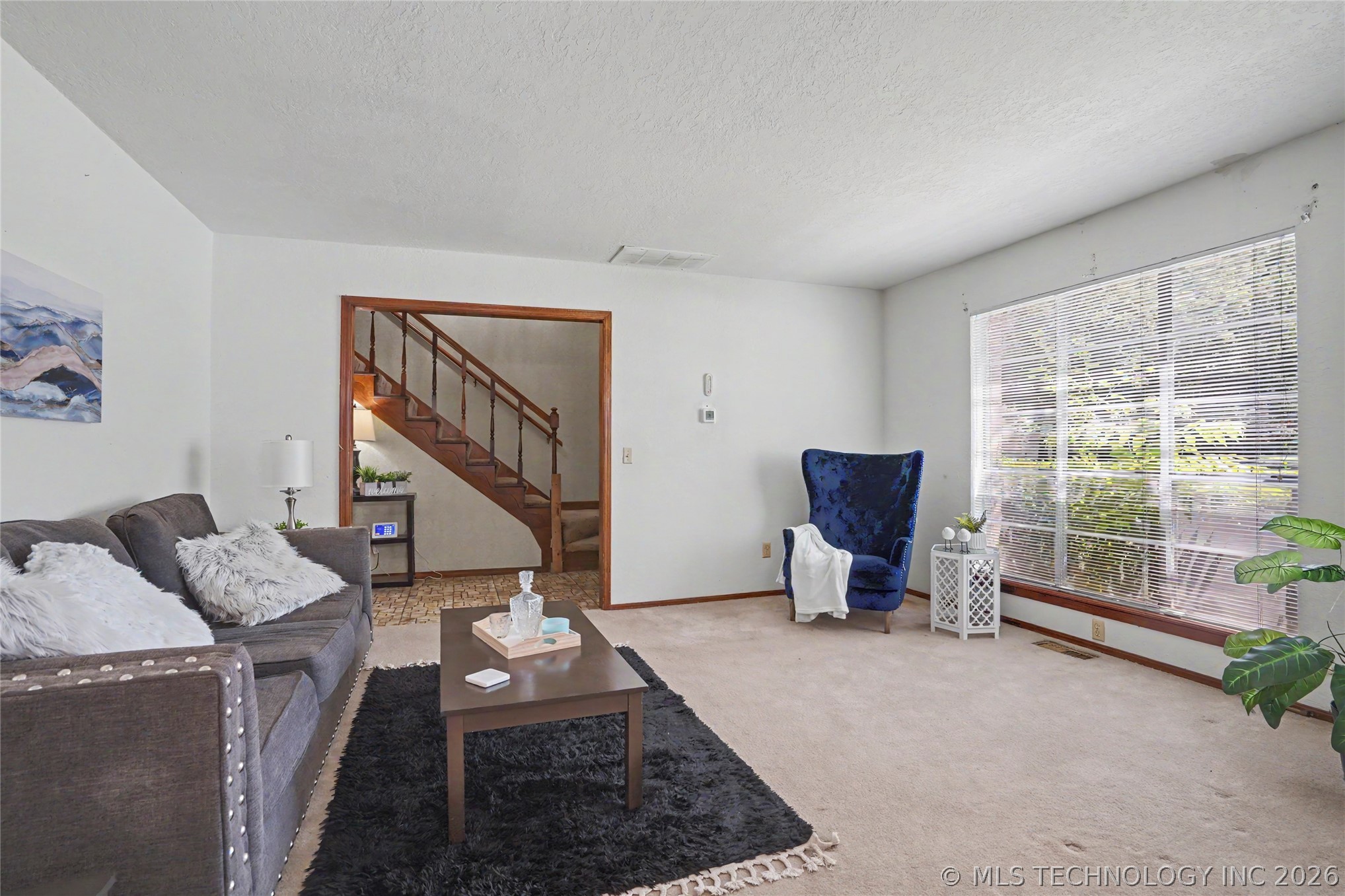 5706 S Columbia Place Property Photo 10