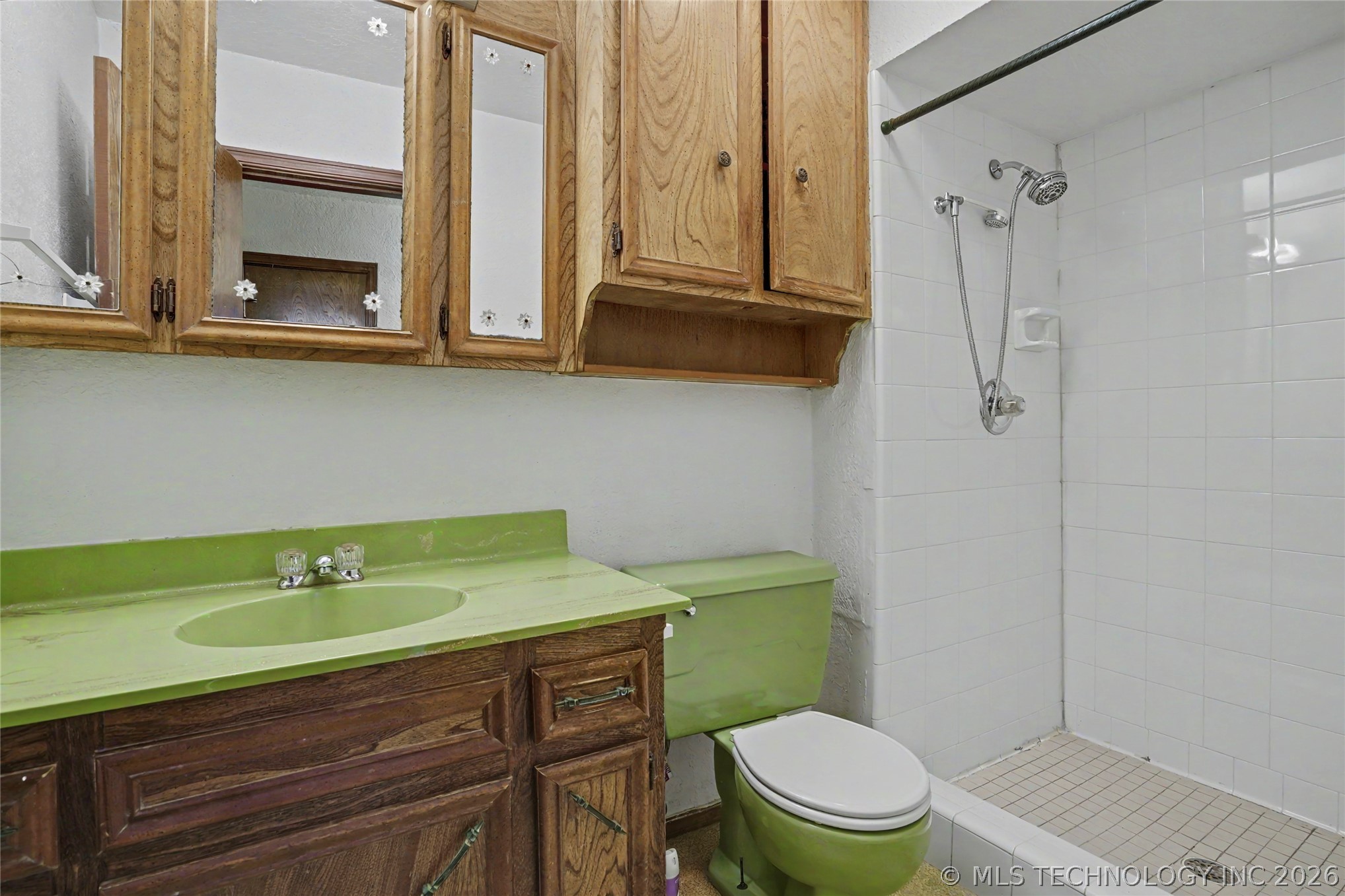 5706 S Columbia Place Property Photo 19