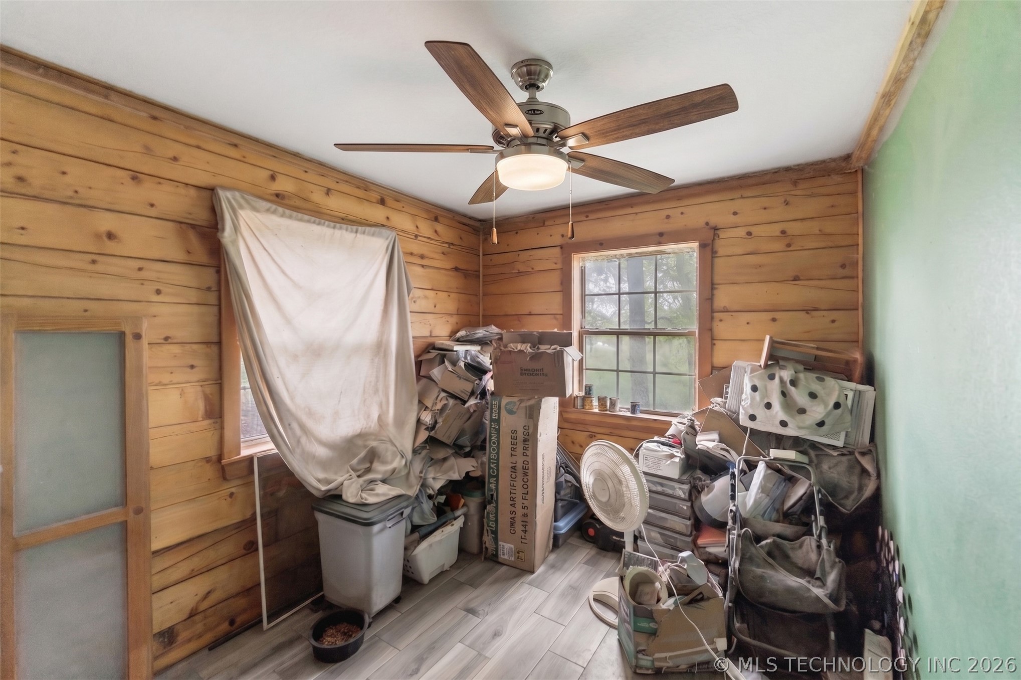 2400 N Acuff Avenue Property Photo 13