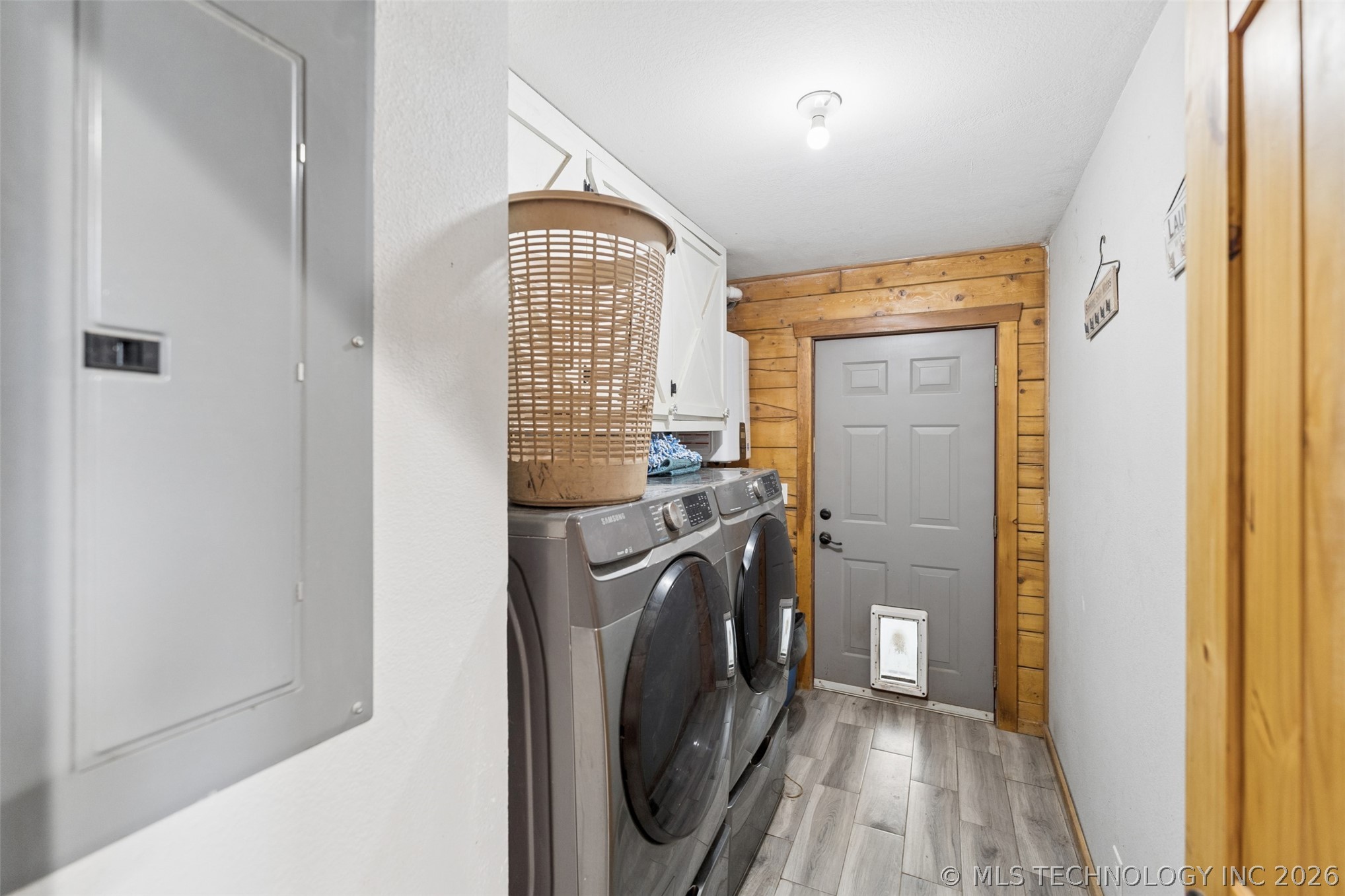 2400 N Acuff Avenue Property Photo 14