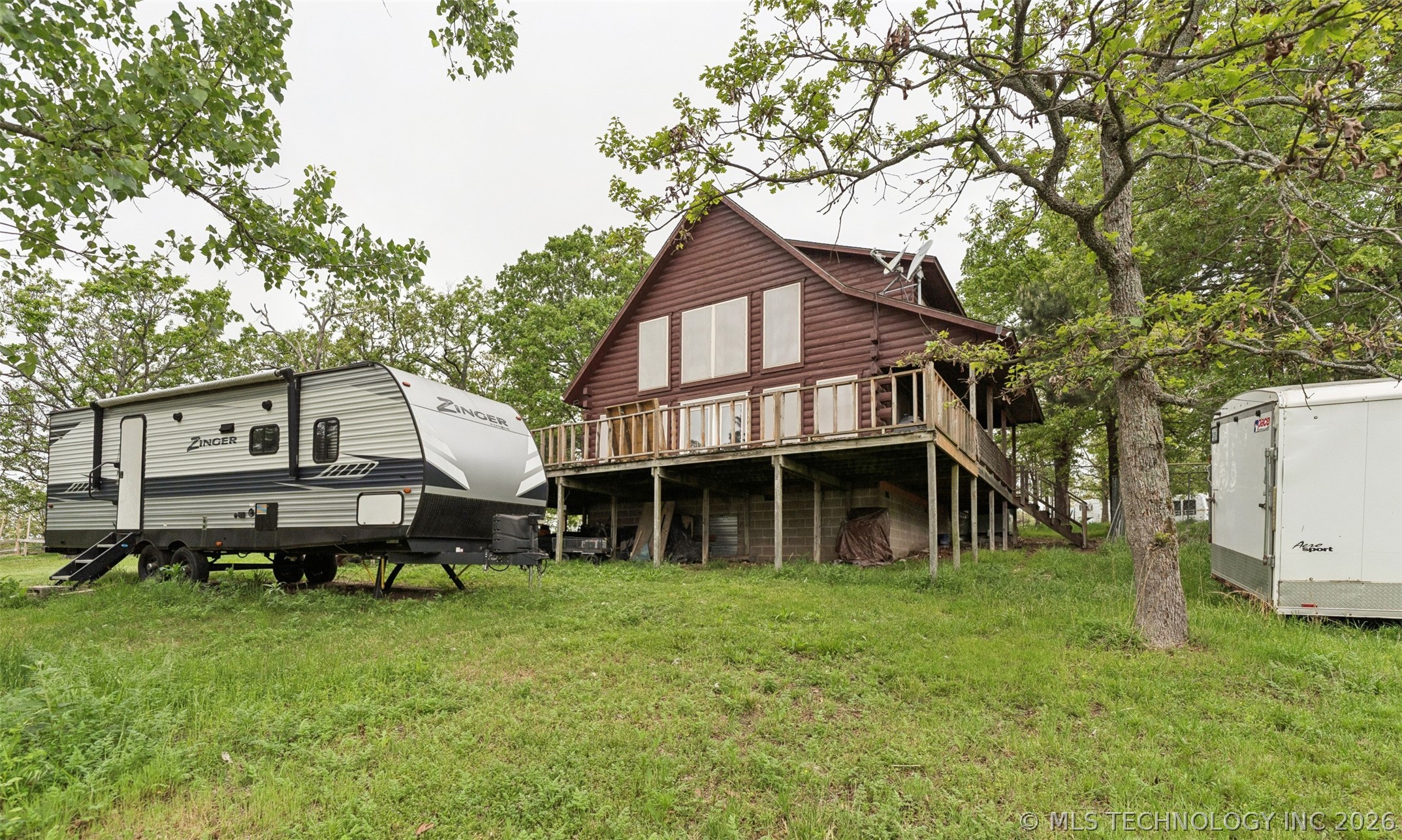 2400 N Acuff Avenue Property Photo 17