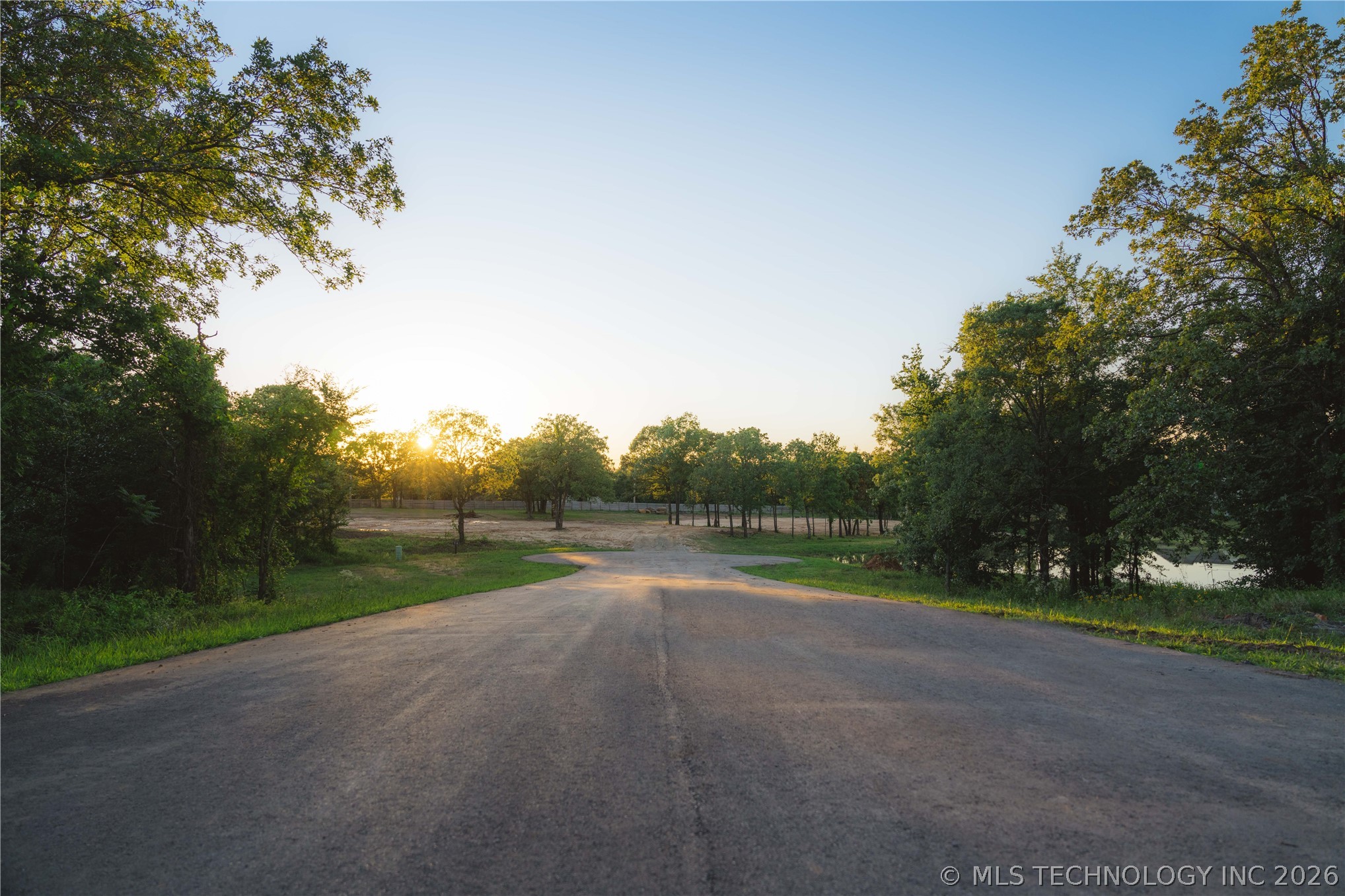 5911 Emberlyn Way Property Photo 10