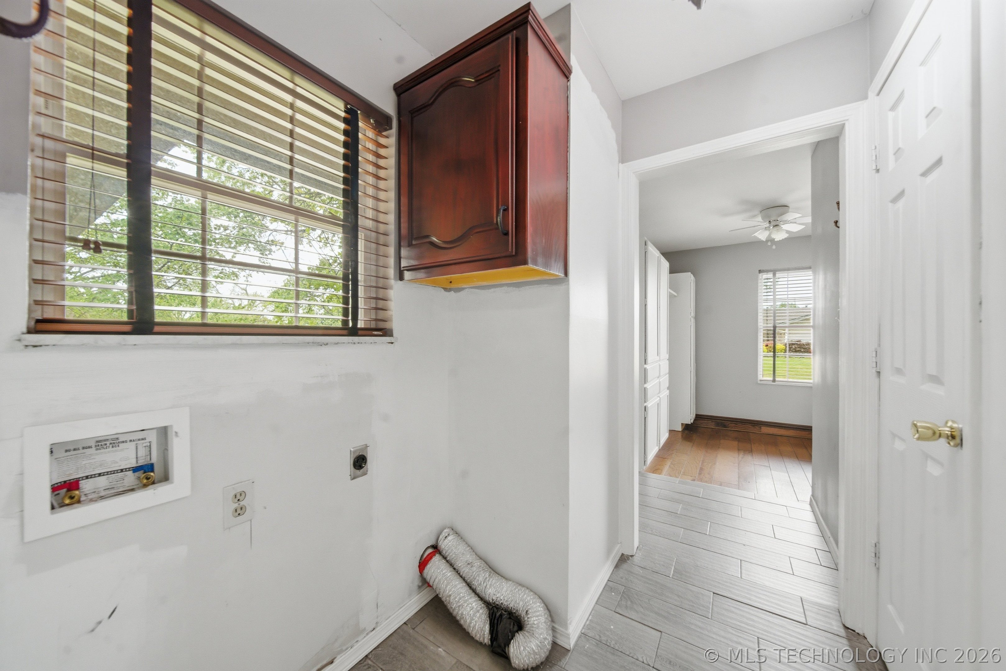 2905 E 78th Street Property Photo 17