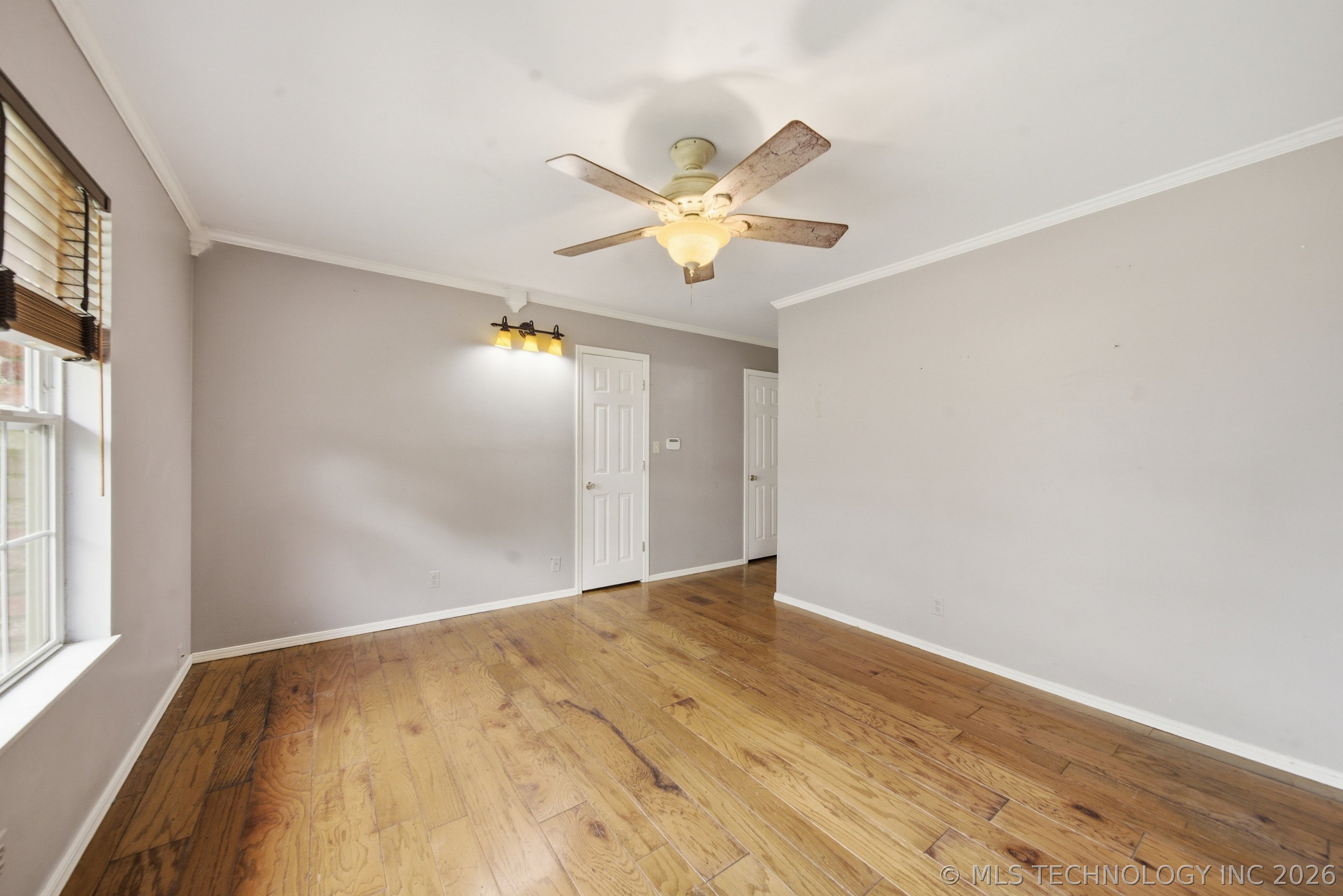 2905 E 78th Street Property Photo 20