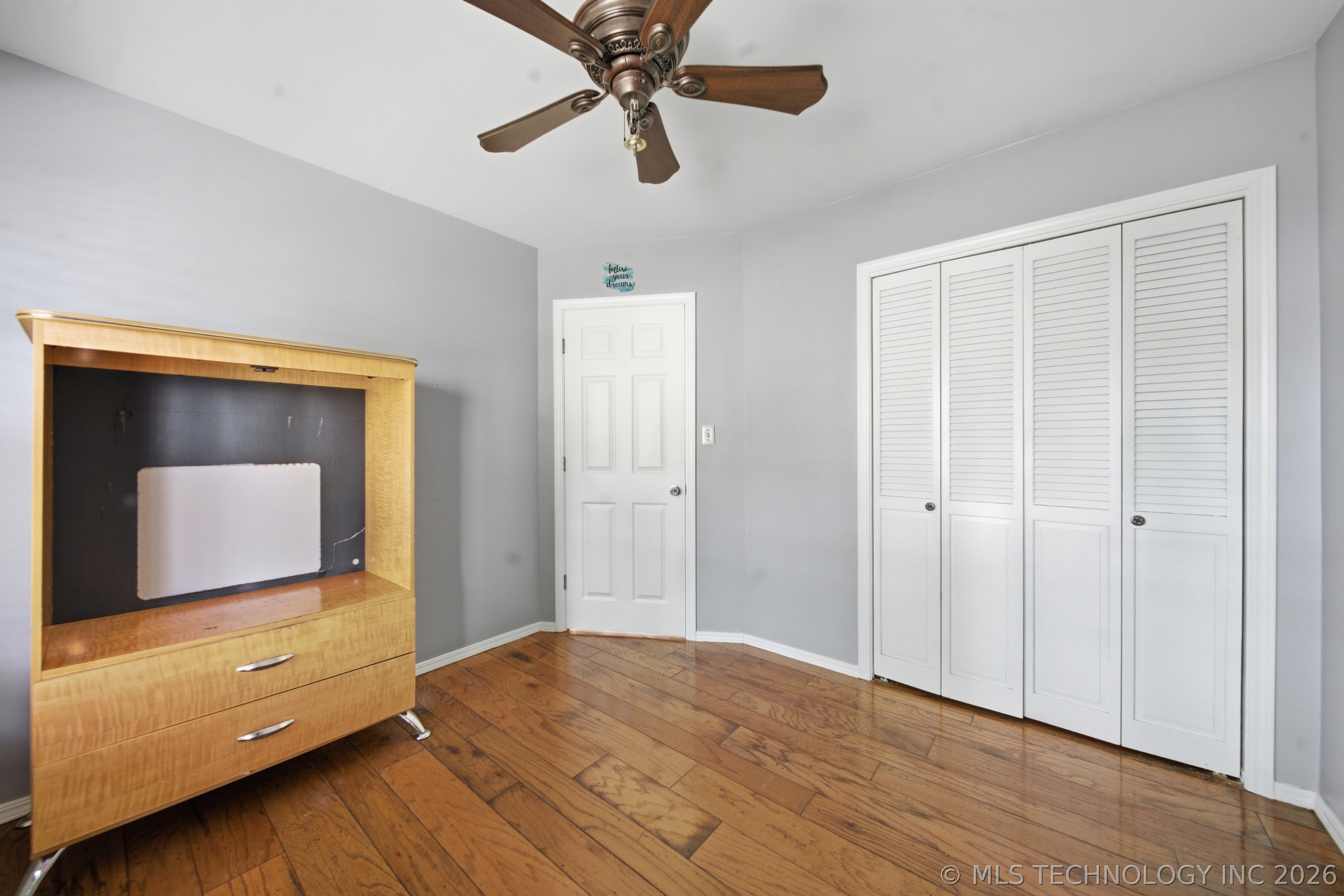 2905 E 78th Street Property Photo 25