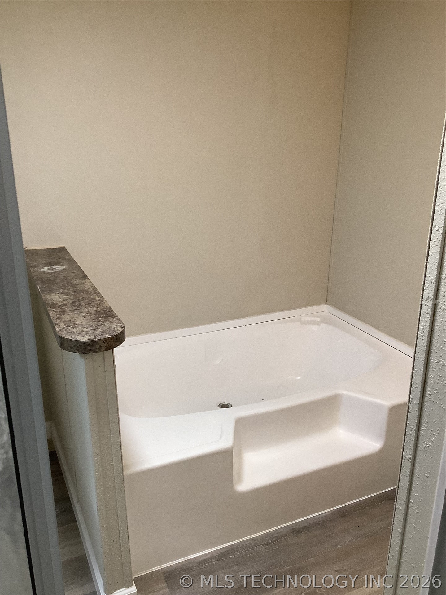 711 Northridge Drive Property Photo 8