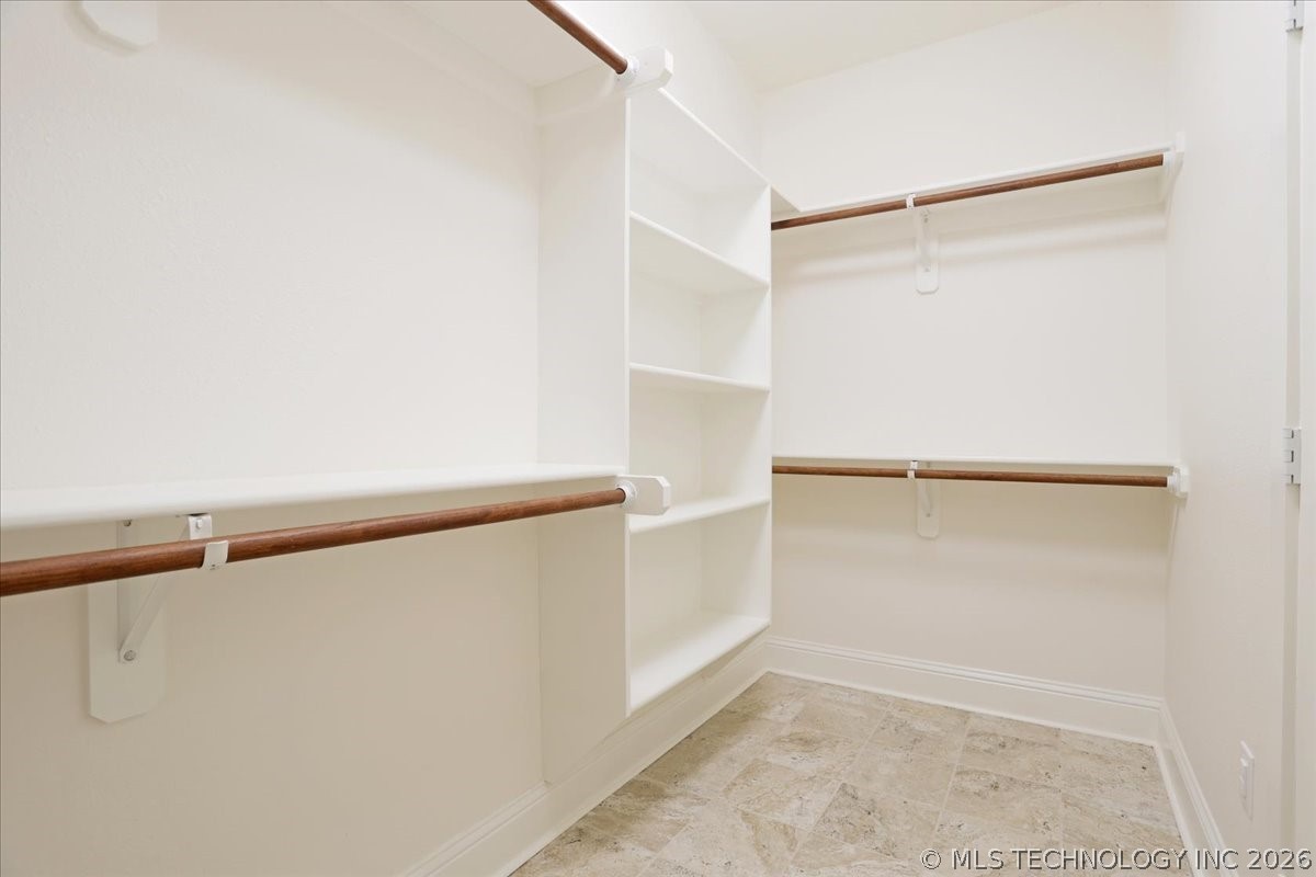 900 W Hardesty Road Property Photo 28