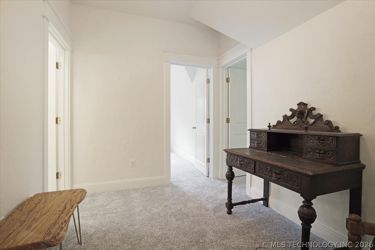 900 W Hardesty Road Property Photo 34