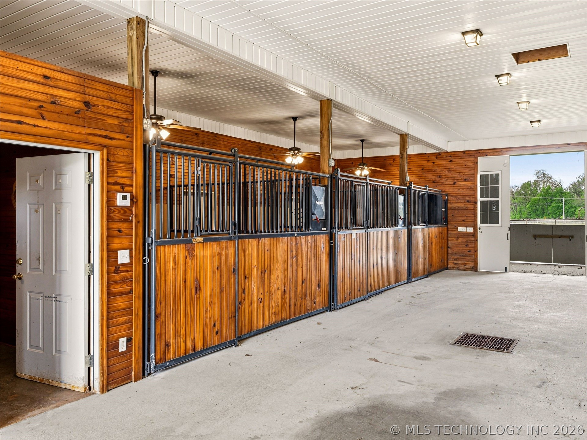 33021 S 625 Road Property Photo 43