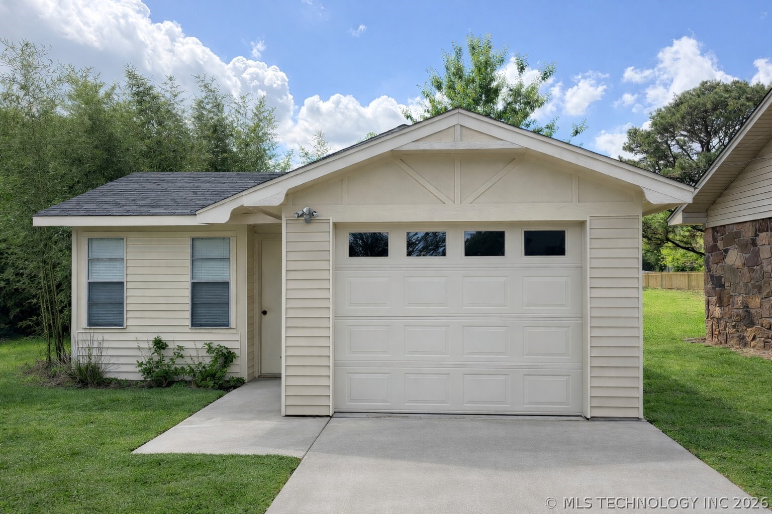20 Brookwood Drive Property Photo 7