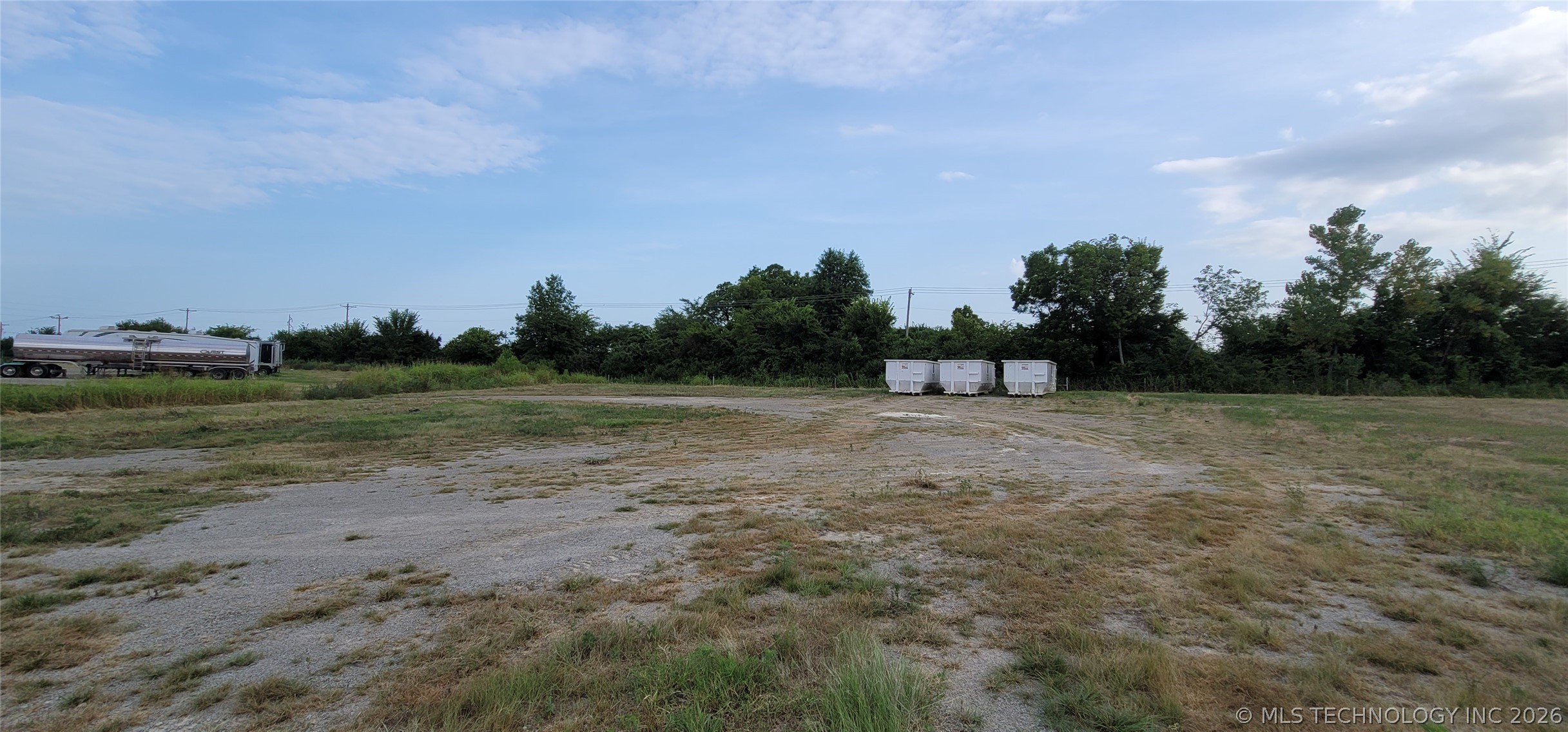1228 W Gentry Street Property Photo 66