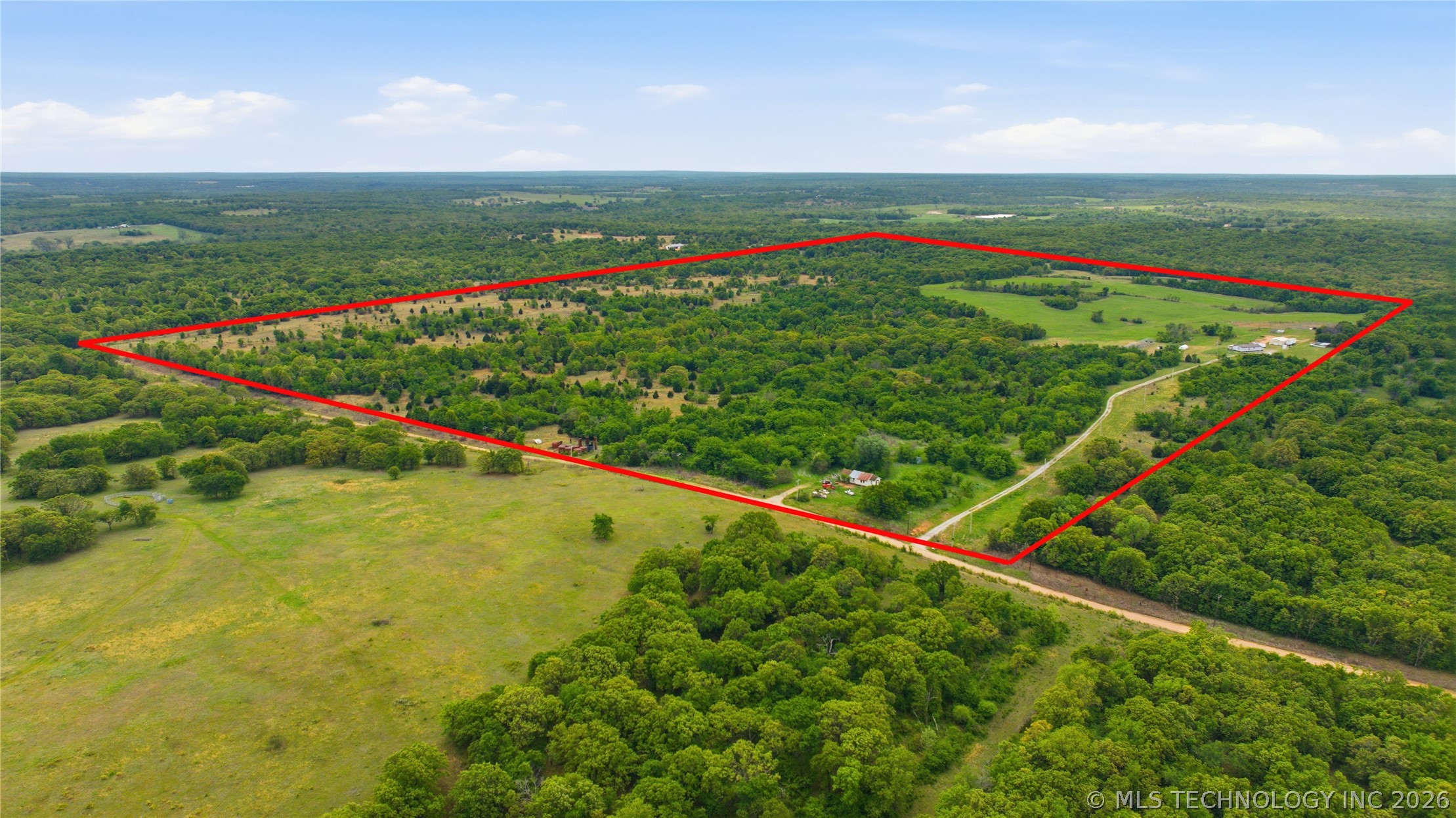 365121 E 970 Road Property Photo 2