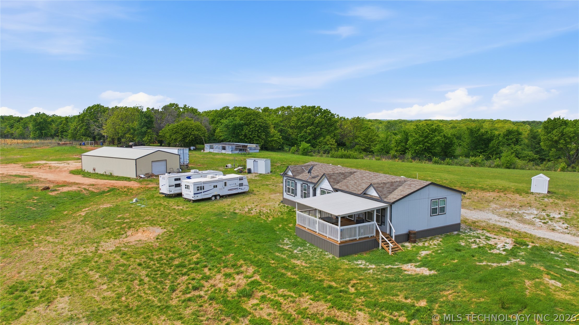 365121 E 970 Road Property Photo 6