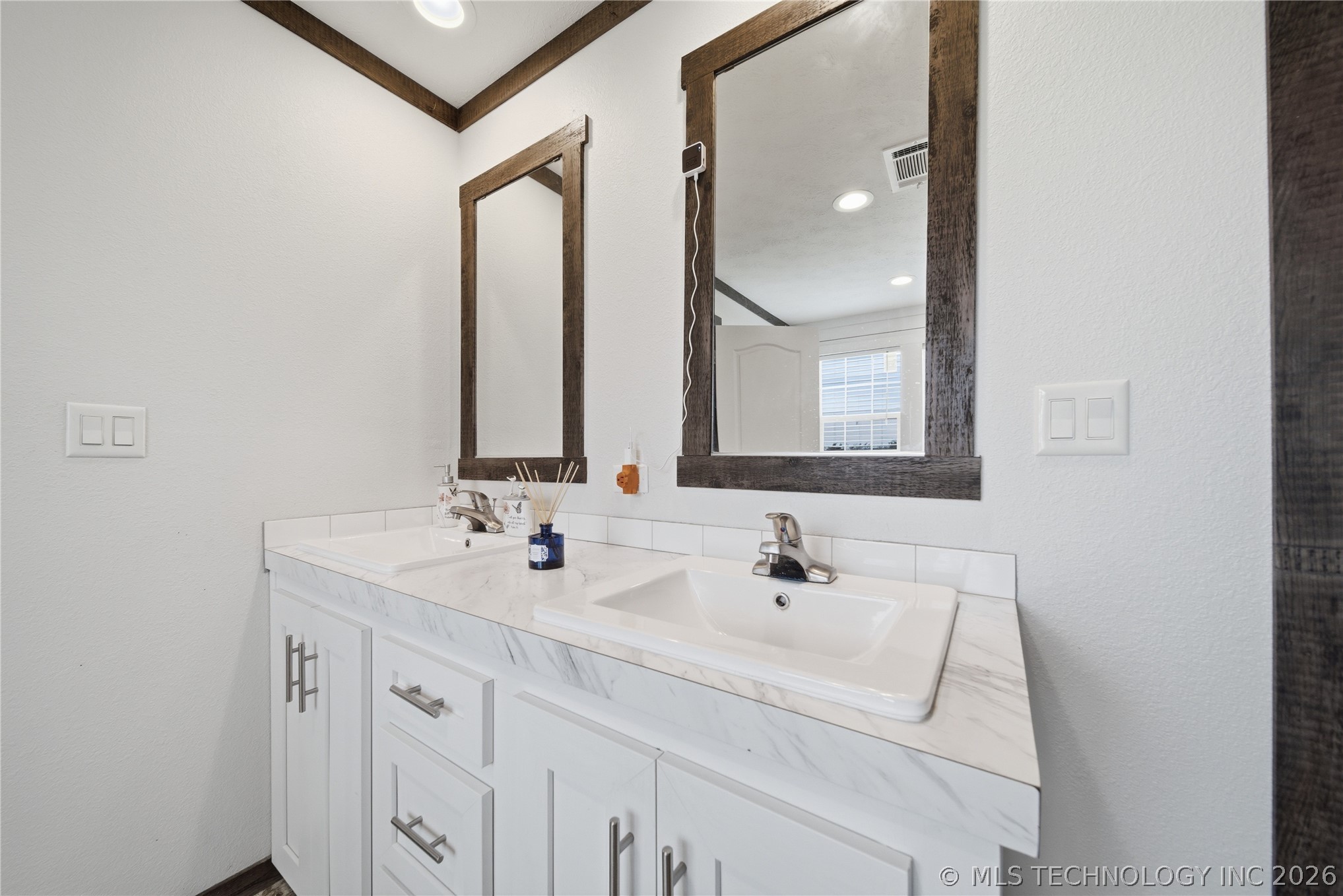 365121 E 970 Road Property Photo 26