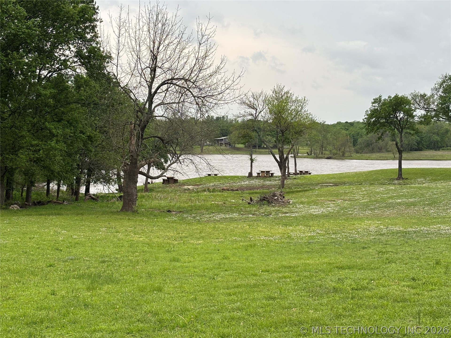 23 Rock Creek Ten Property Photo 2