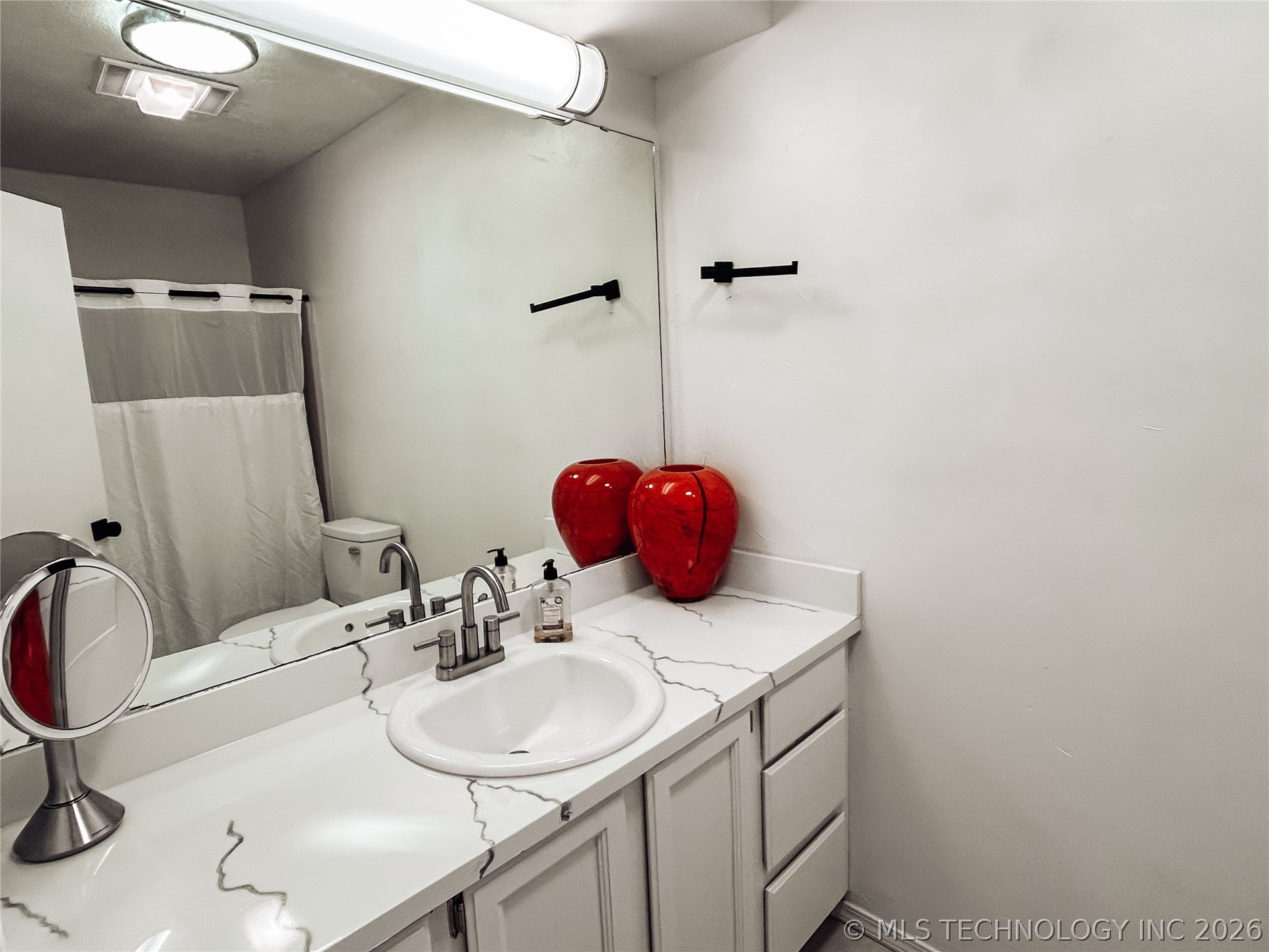7020 Lakeshore Drive 20 Property Photo 32