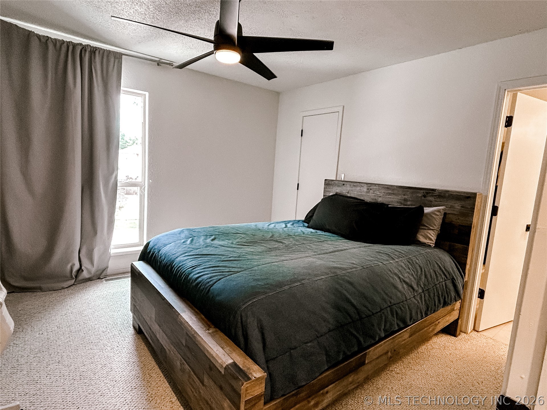 7020 Lakeshore Drive 20 Property Photo 35