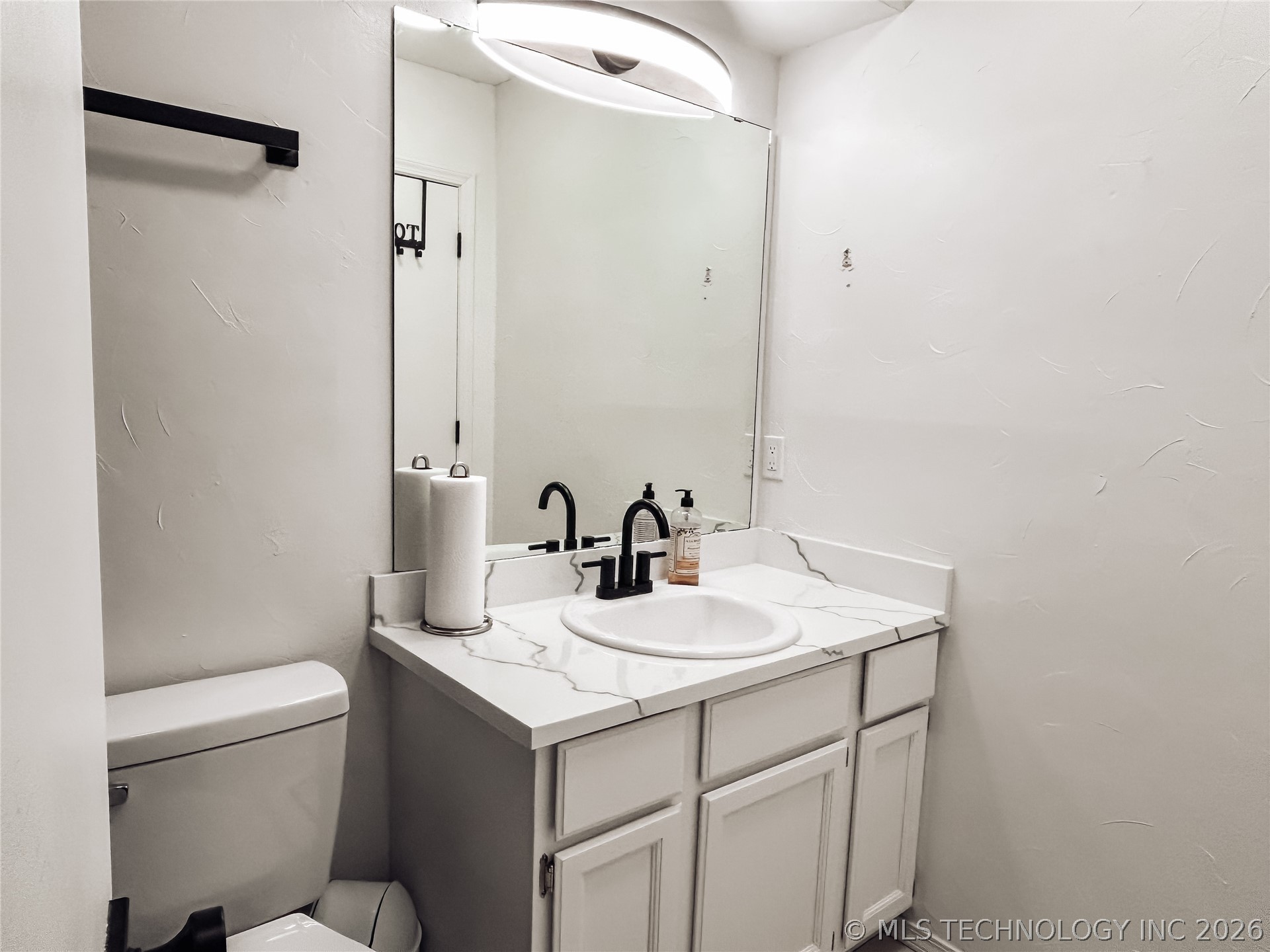 7020 Lakeshore Drive 20 Property Photo 37