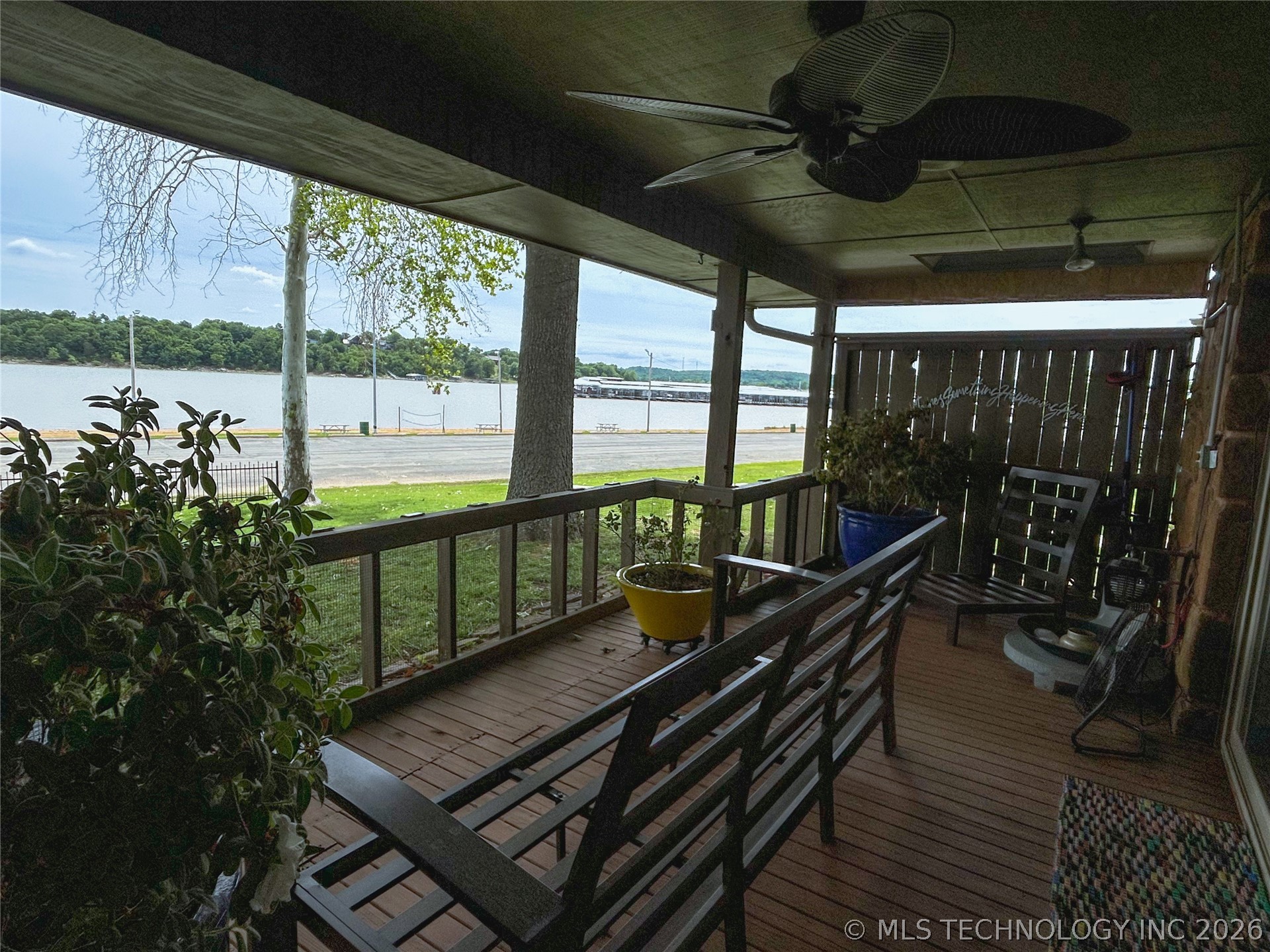 7020 Lakeshore Drive 20 Property Photo 42
