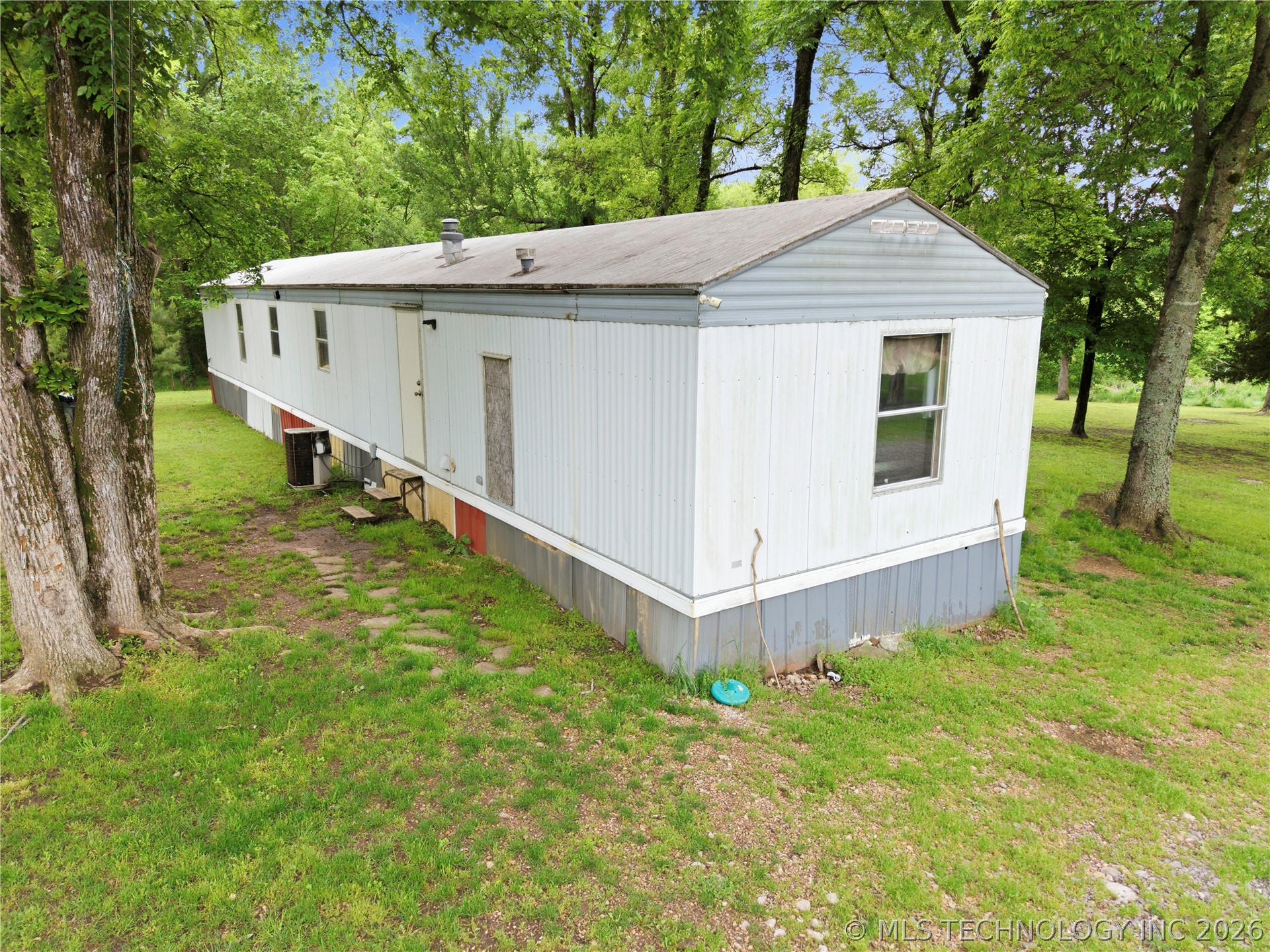 21594 W 885 Road Property Photo 5