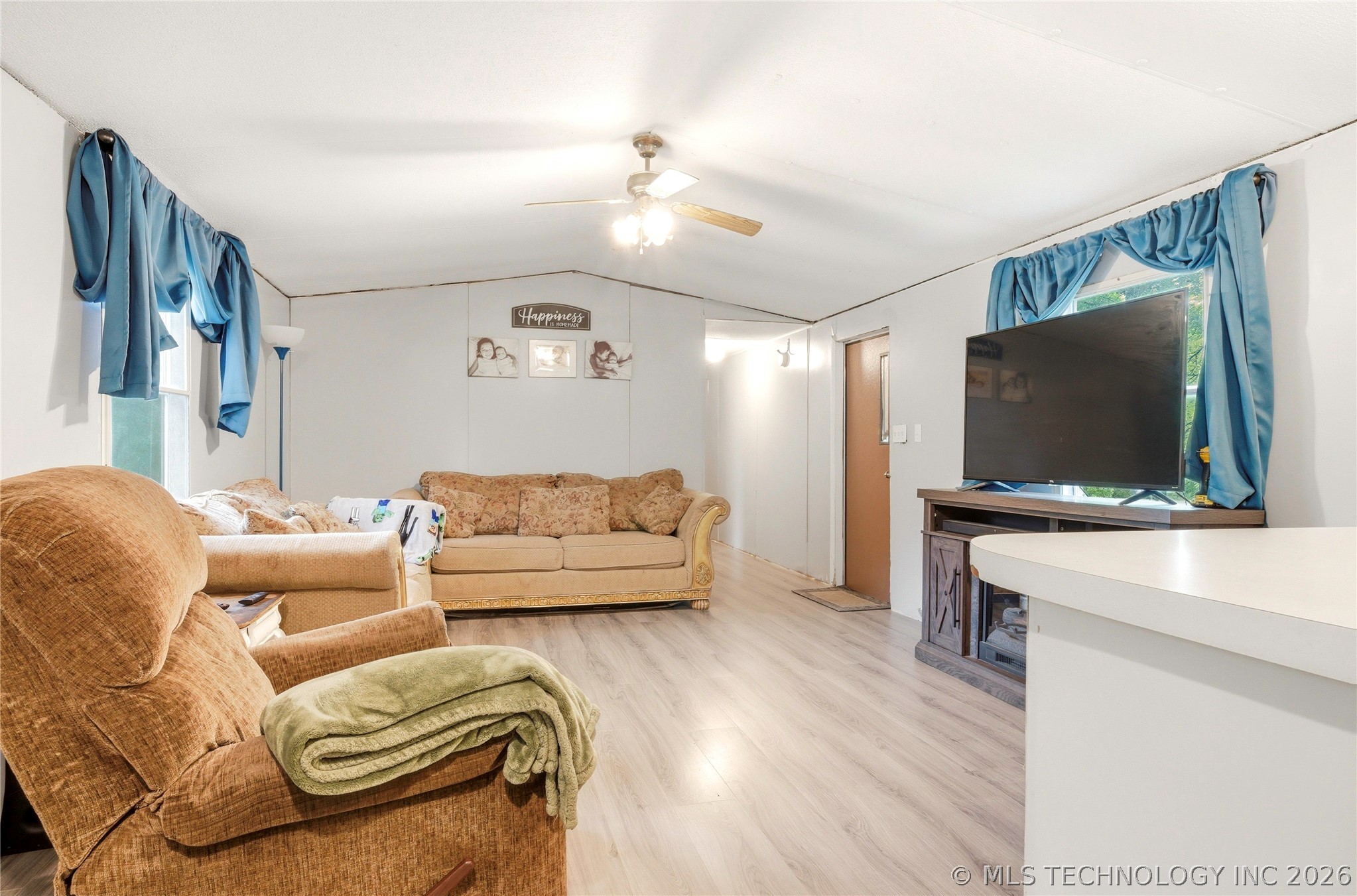 21594 W 885 Road Property Photo 9