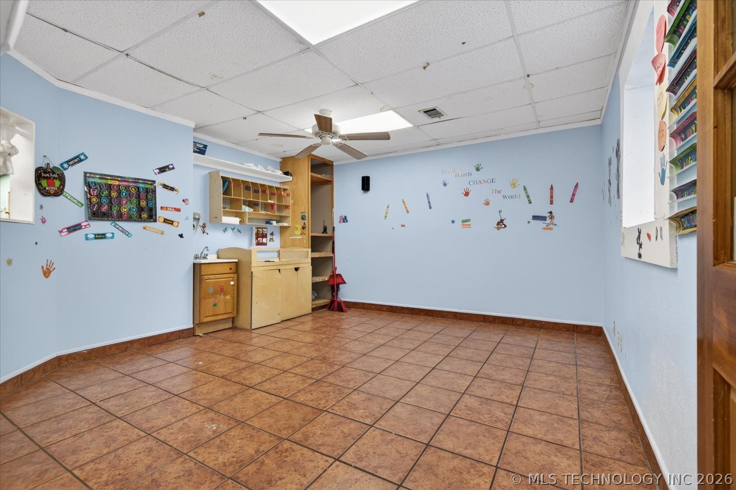 110 Se Creek Avenue Property Photo 4