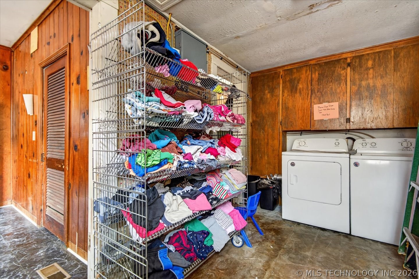 110 Se Creek Avenue Property Photo 29