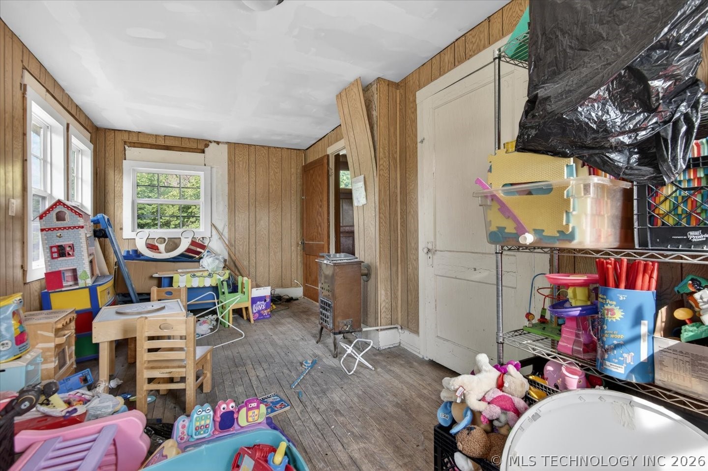 110 Se Creek Avenue Property Photo 32