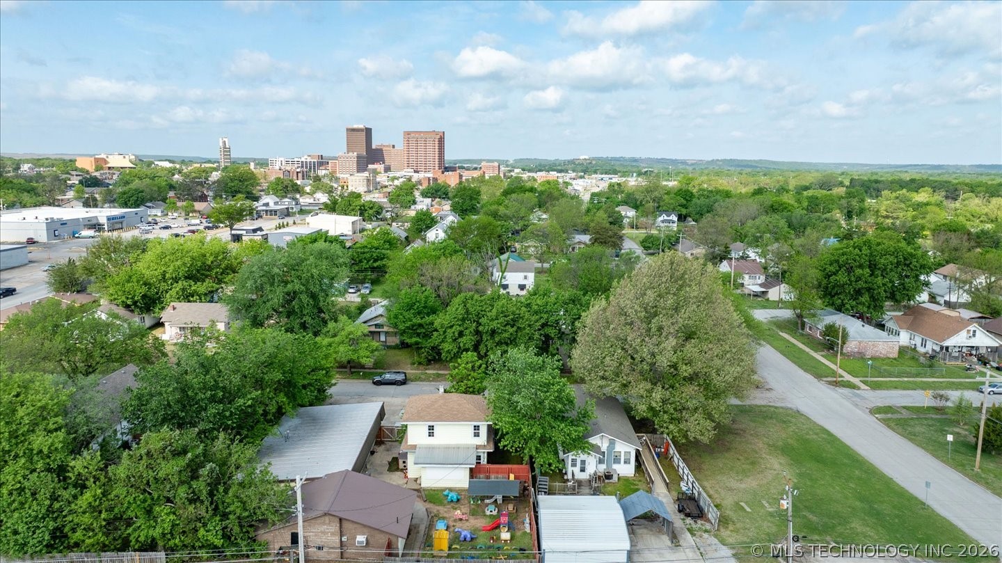 110 Se Creek Avenue Property Photo 39