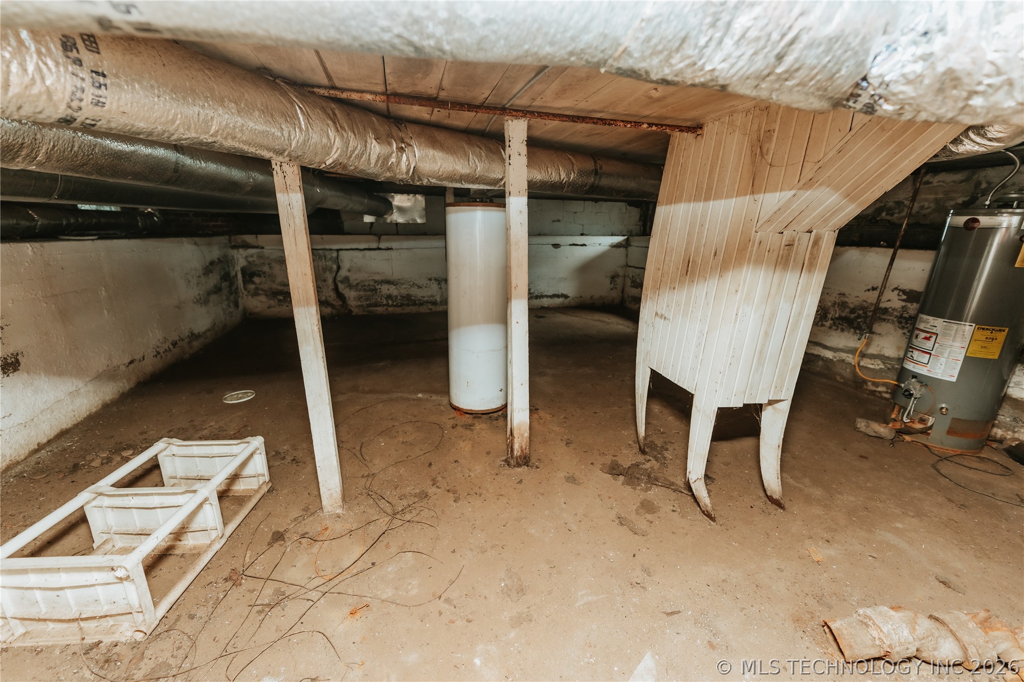 329 S Main Street Property Photo 9