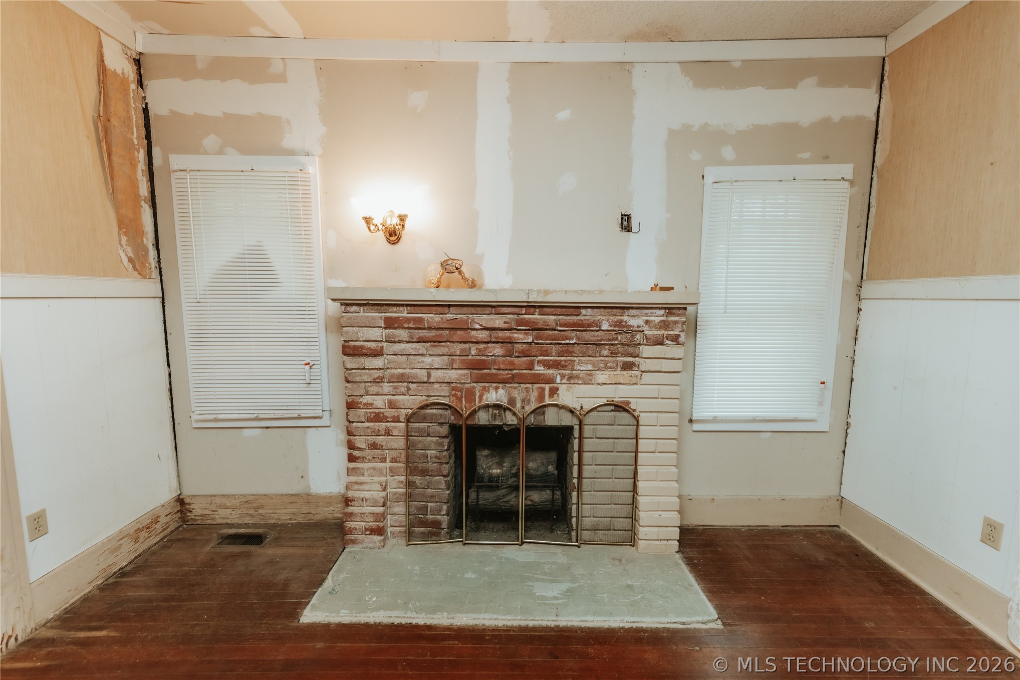 329 S Main Street Property Photo 13