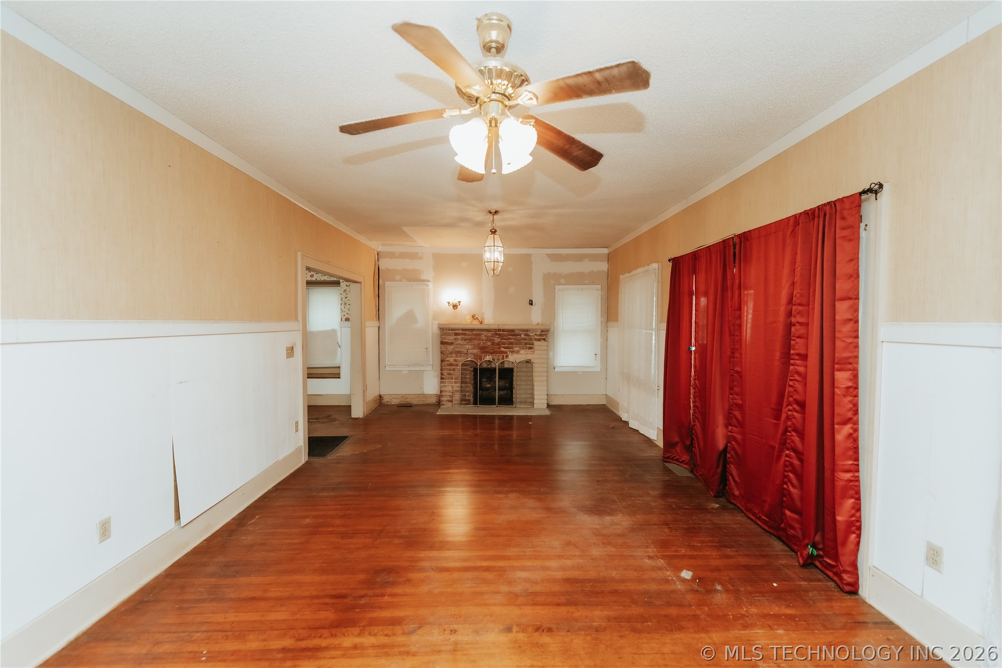 329 S Main Street Property Photo 15