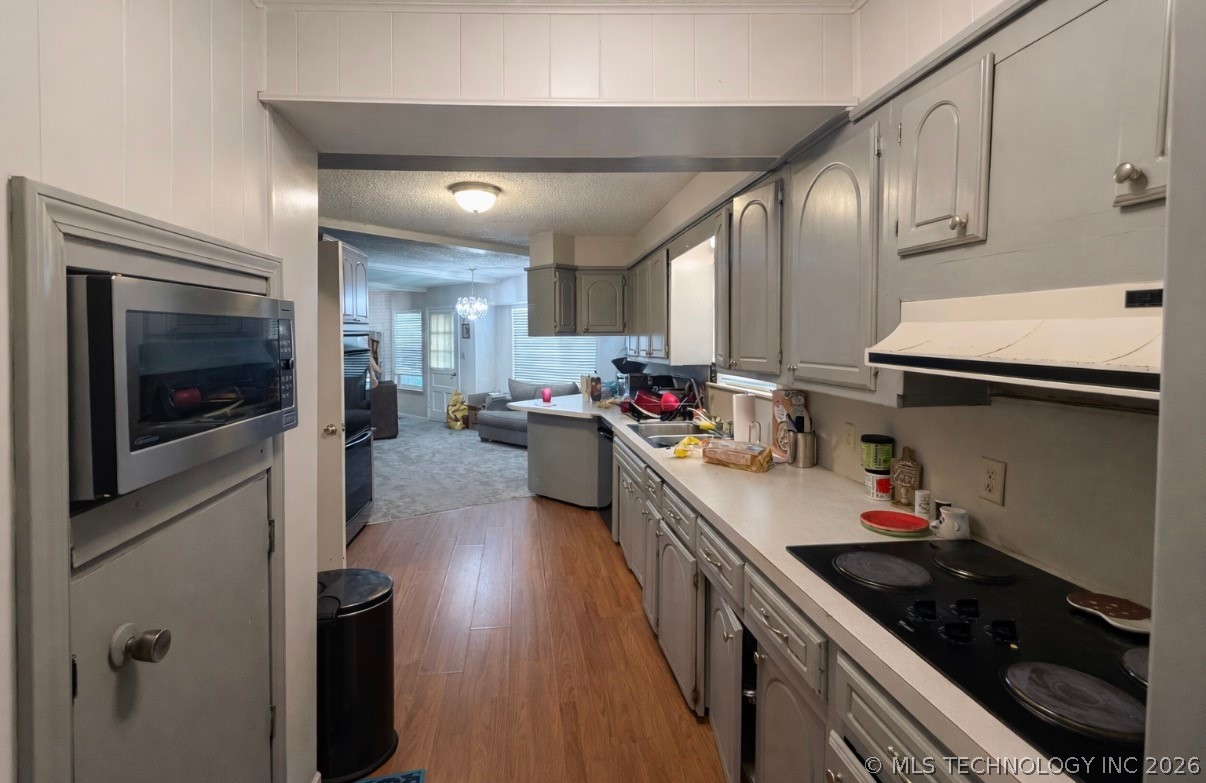 130 Acker Drive Property Photo 6