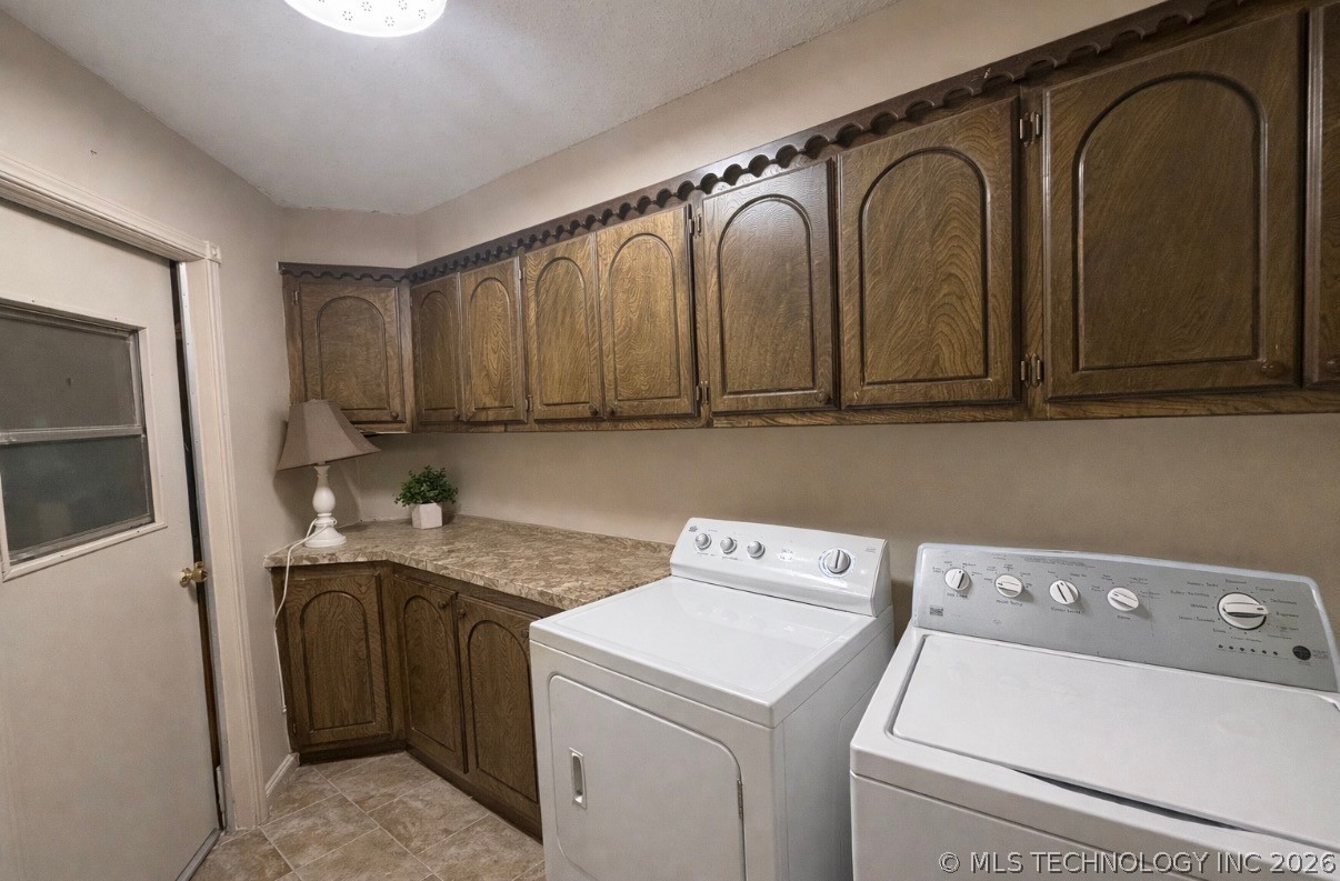 130 Acker Drive Property Photo 15