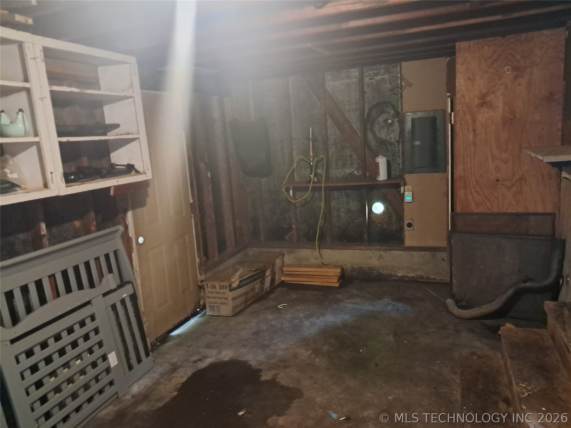 403 Oak Property Photo 8