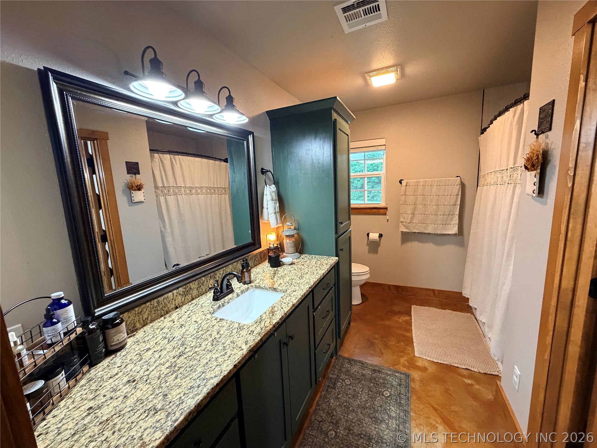 8145 W 14th Street Property Photo 14