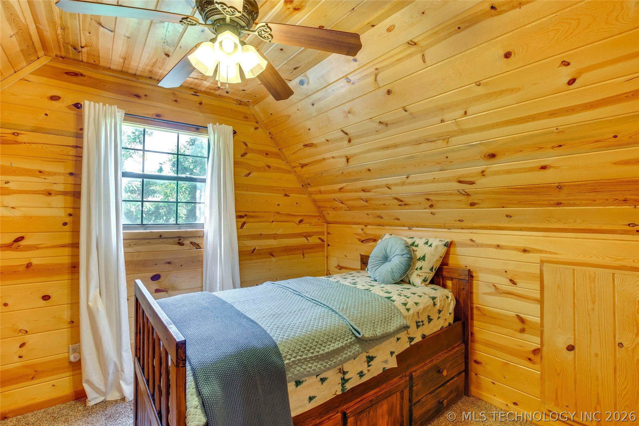 3859 W Lake Property Photo 18