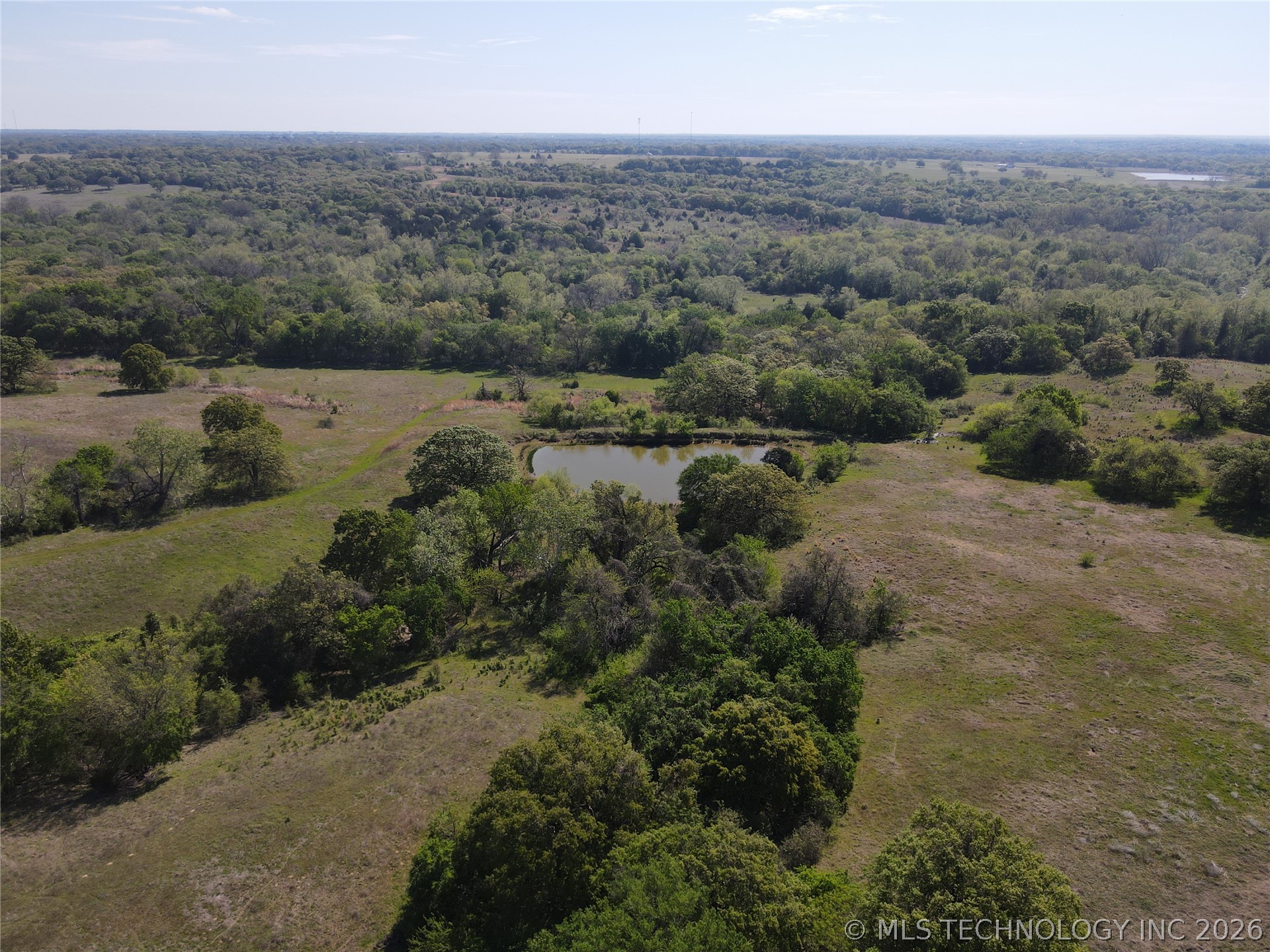 0000 Red River Property Photo 2
