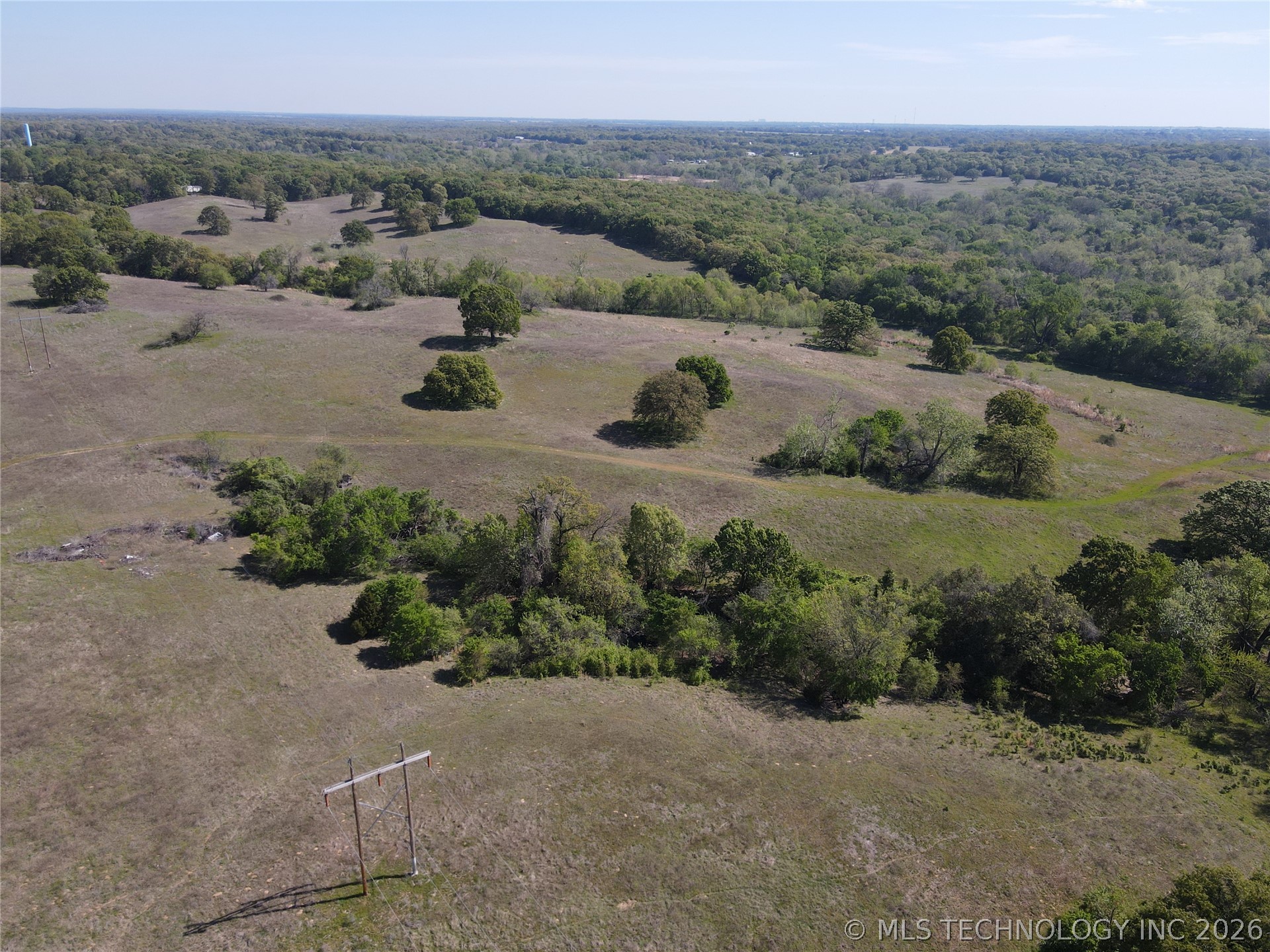 0000 Red River Property Photo 3
