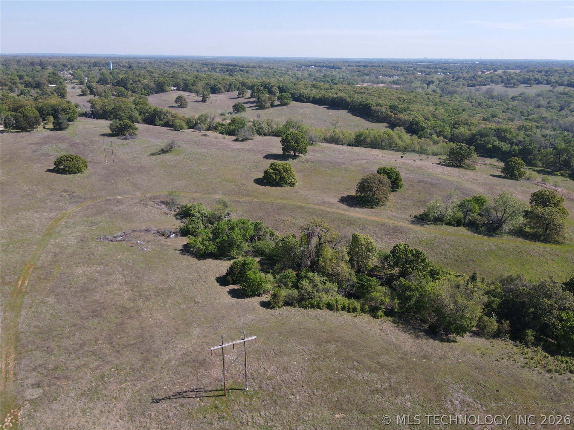 0000 Red River Property Photo 4