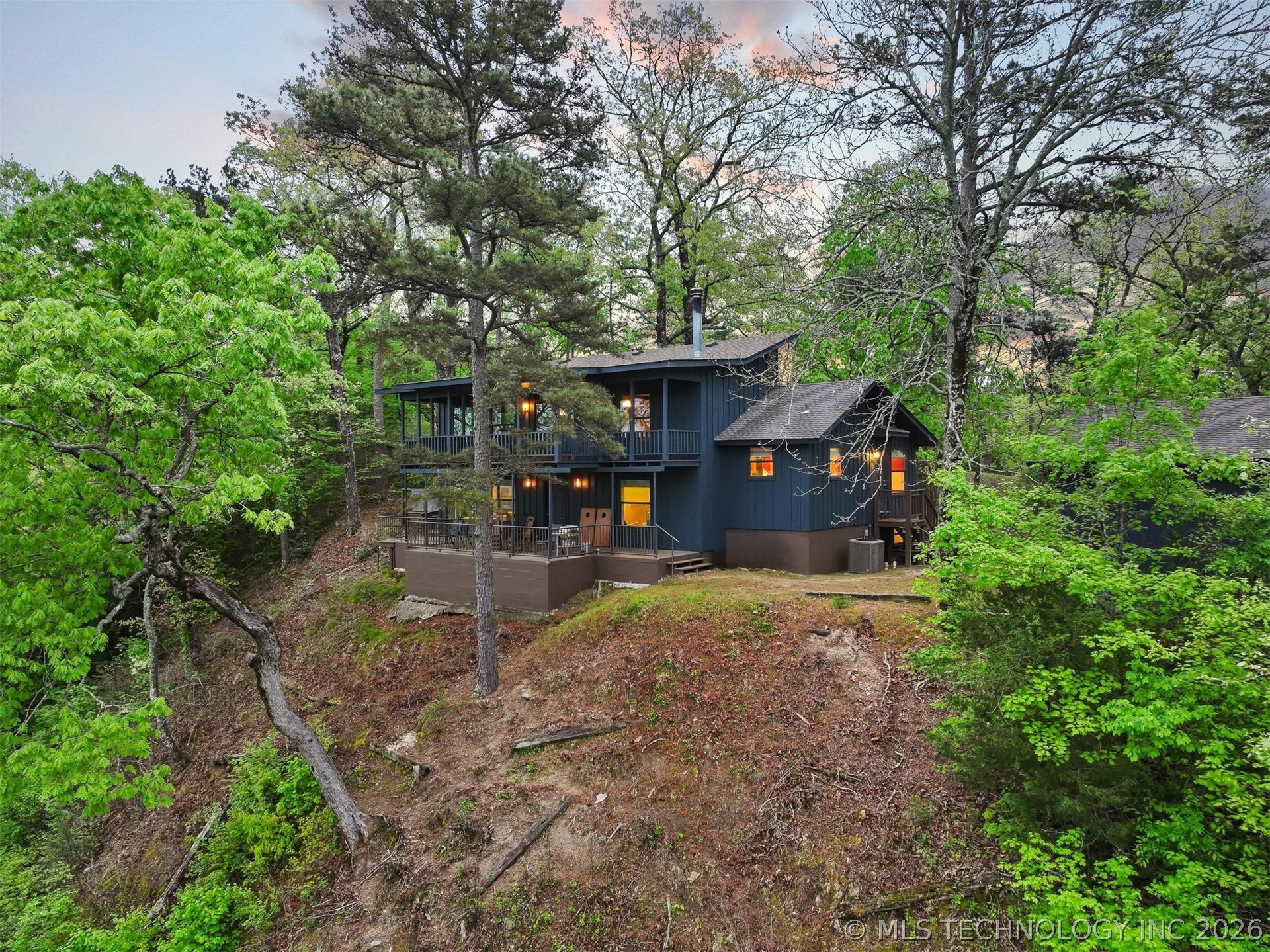 2162 River Ridge Property Photo 3