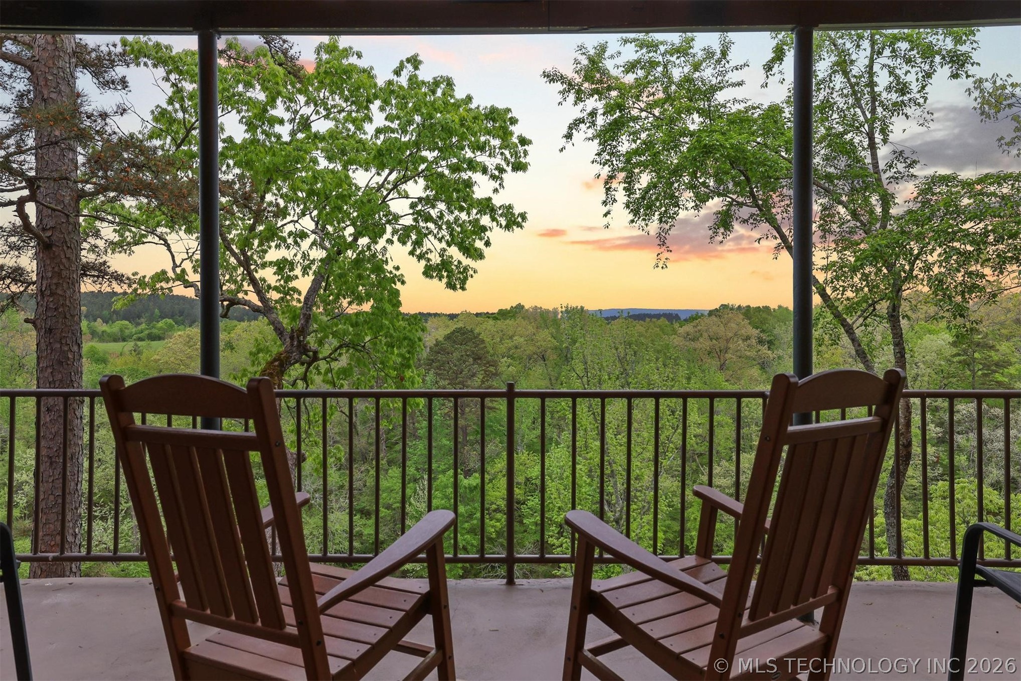 2162 River Ridge Property Photo 8