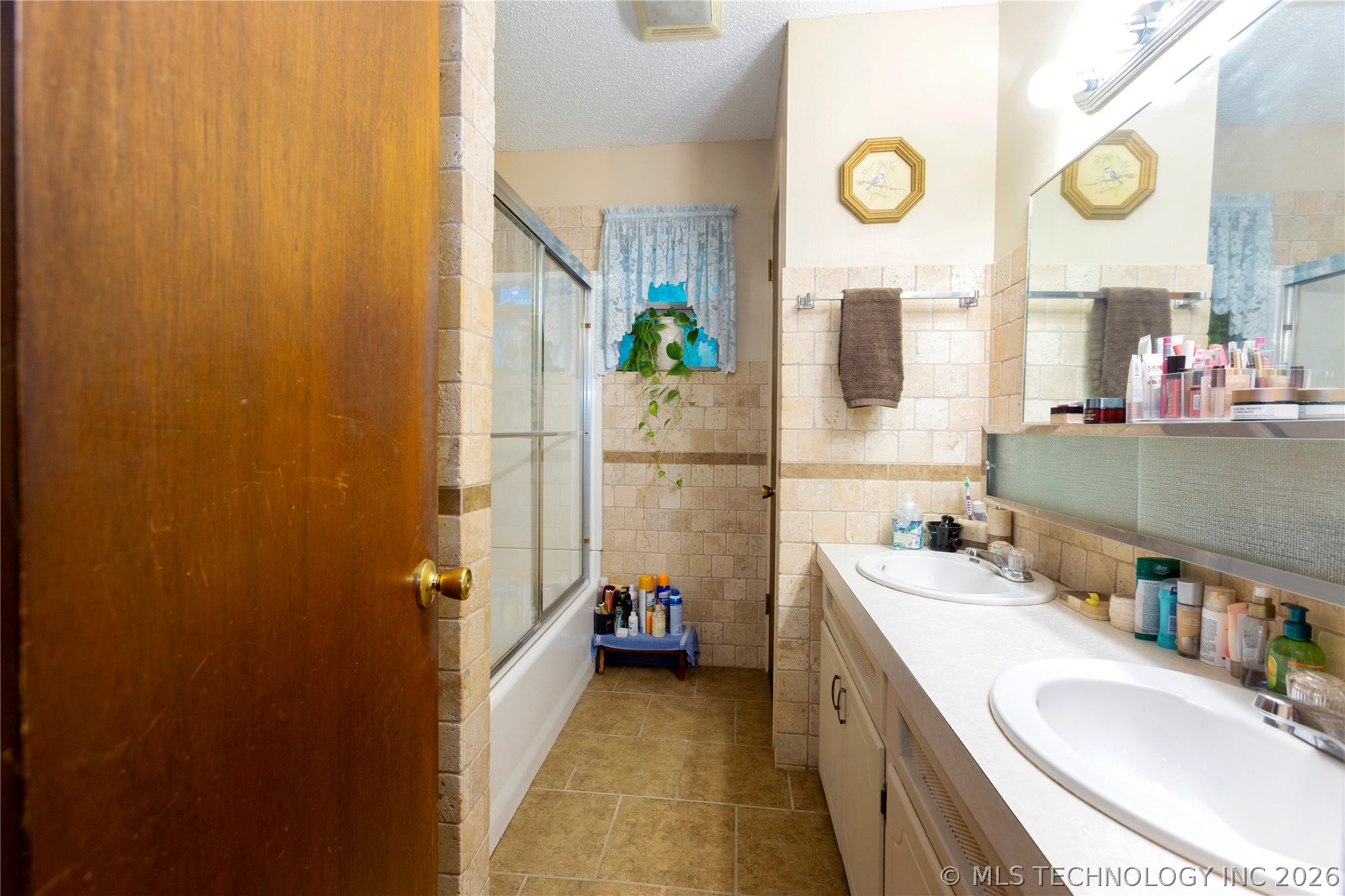 105 W Mockingbird Lane Property Photo 16