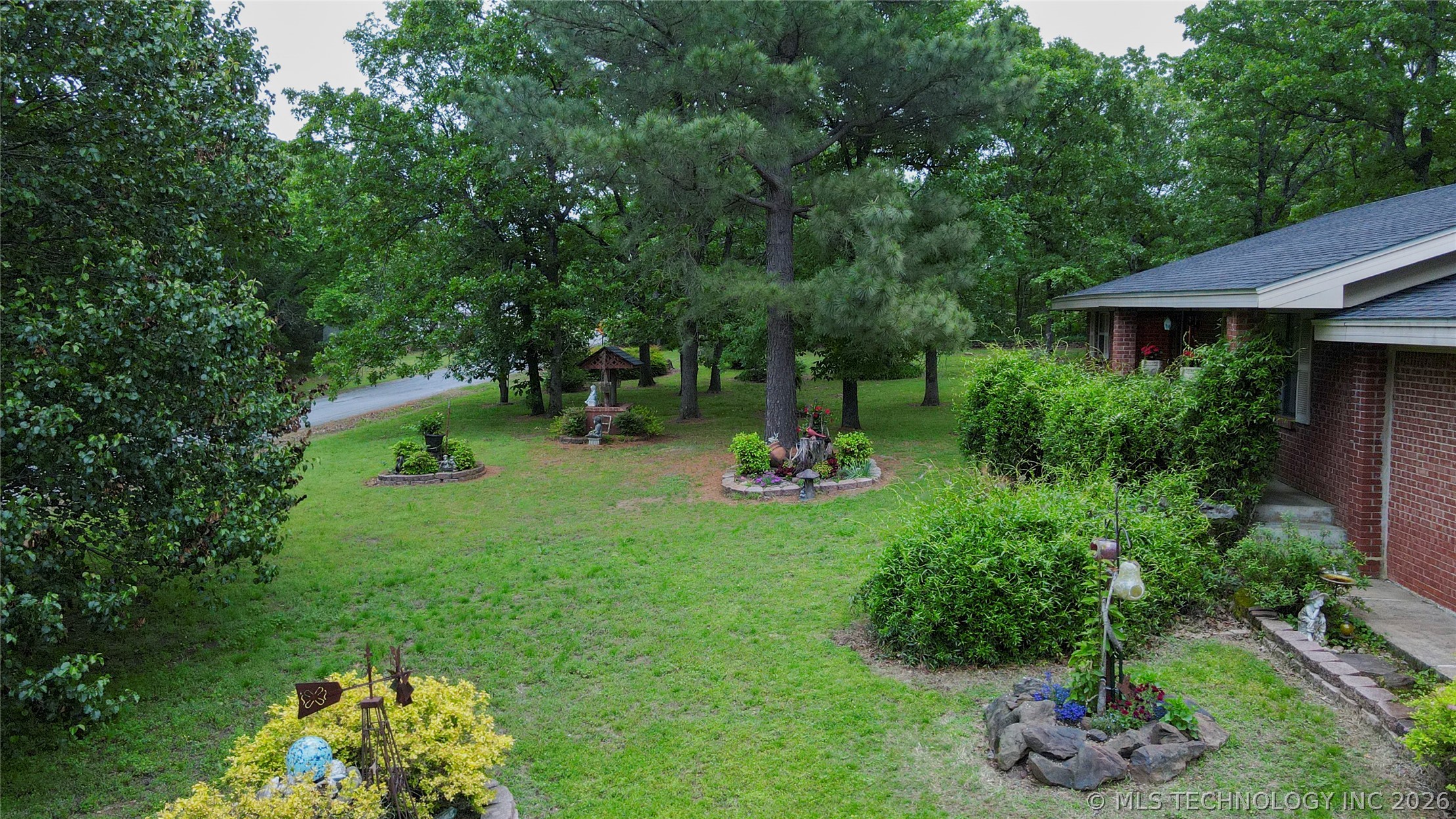 105 W Mockingbird Lane Property Photo 43
