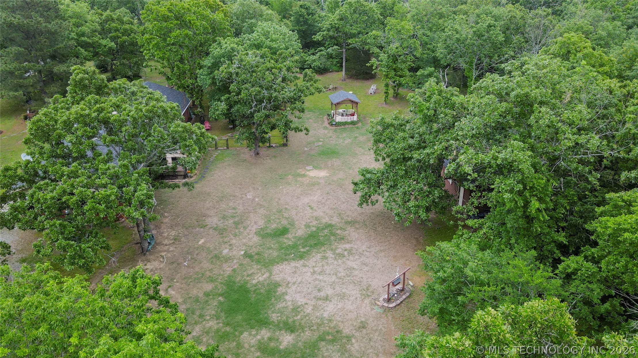 105 W Mockingbird Lane Property Photo 44