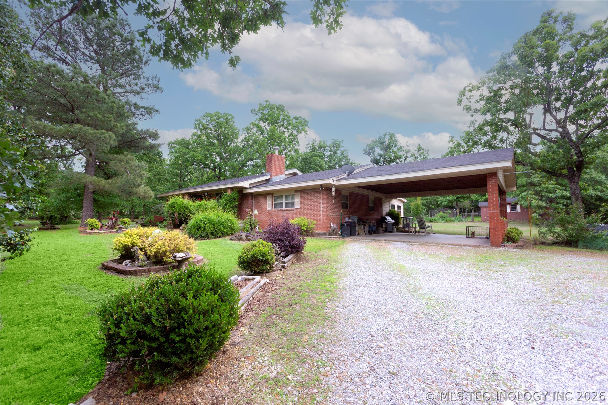 105 W Mockingbird Lane Property Photo 68